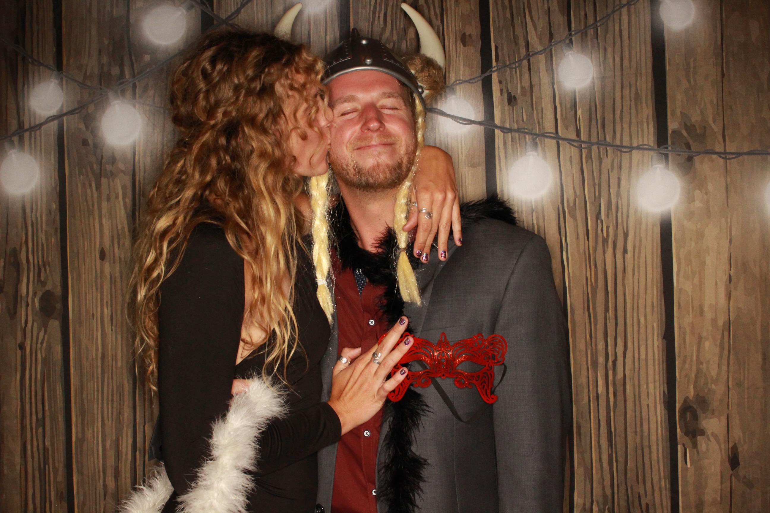 TJ and Kelli's Wedding | View more photos from the event at gallery.photoboothbillings.com/u/PhotoBoothBillings/TJ-and-Kellis-Wedding