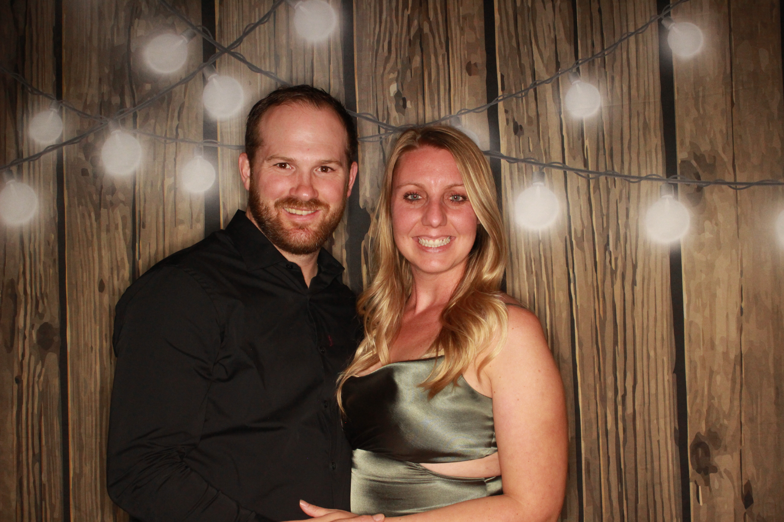 TJ and Kelli's Wedding | View more photos from the event at gallery.photoboothbillings.com/u/PhotoBoothBillings/TJ-and-Kellis-Wedding