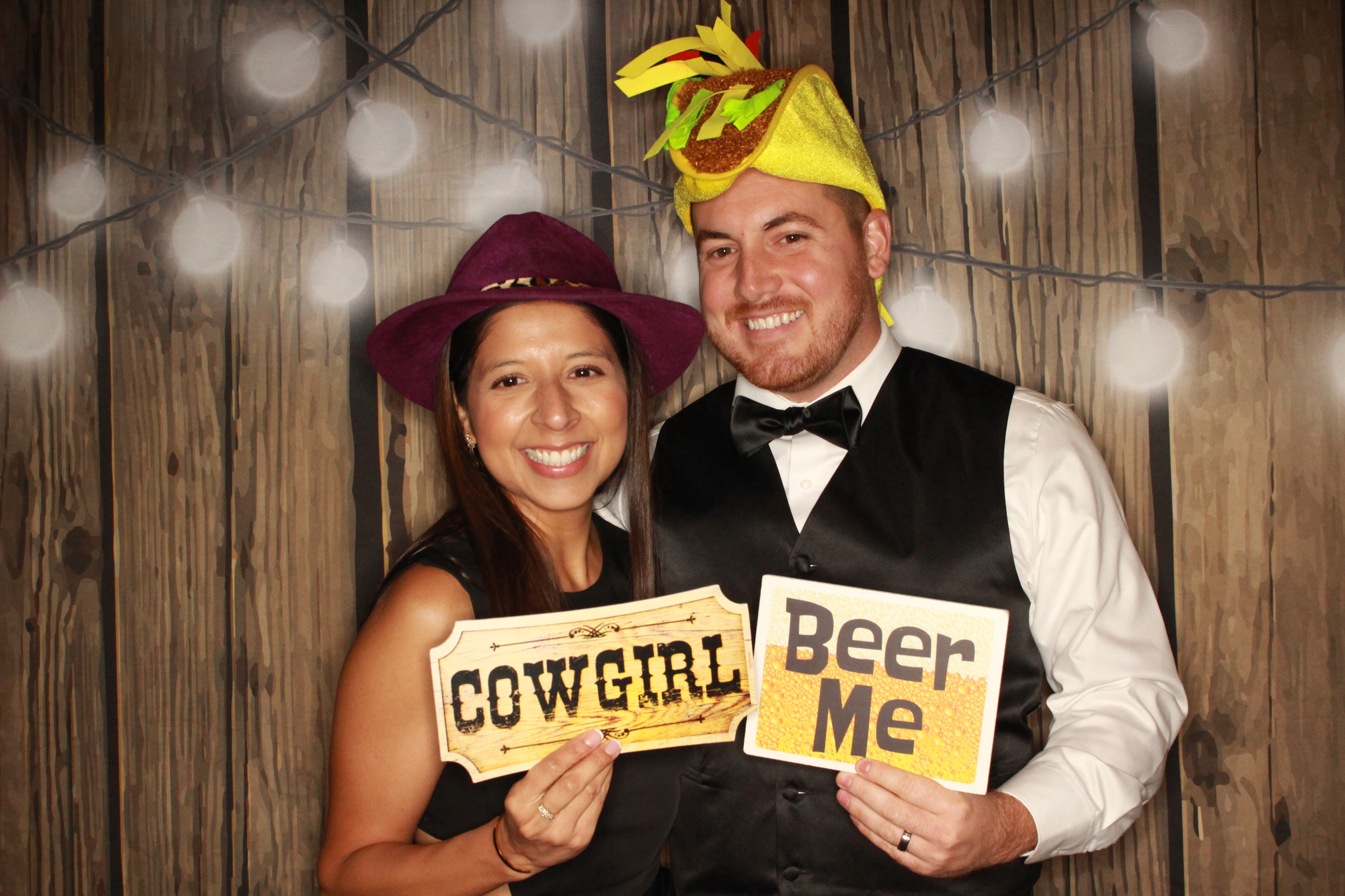 TJ and Kelli's Wedding | View more photos from the event at gallery.photoboothbillings.com/u/PhotoBoothBillings/TJ-and-Kellis-Wedding