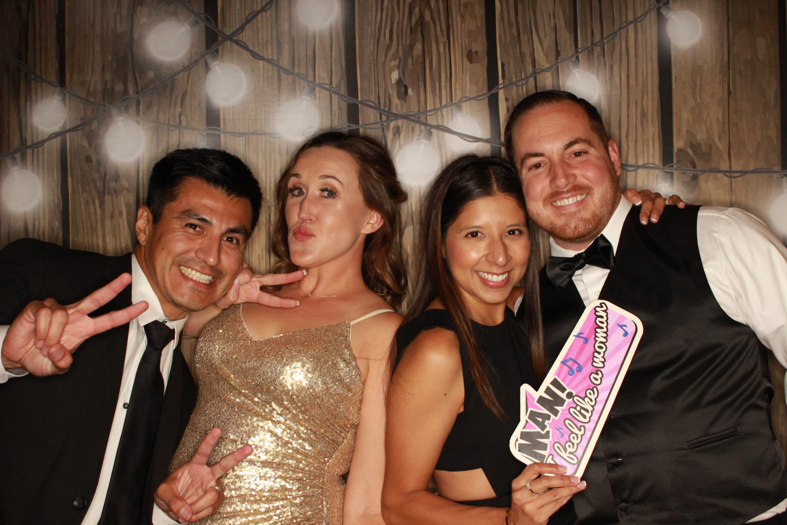TJ and Kelli's Wedding | View more photos from the event at gallery.photoboothbillings.com/u/PhotoBoothBillings/TJ-and-Kellis-Wedding