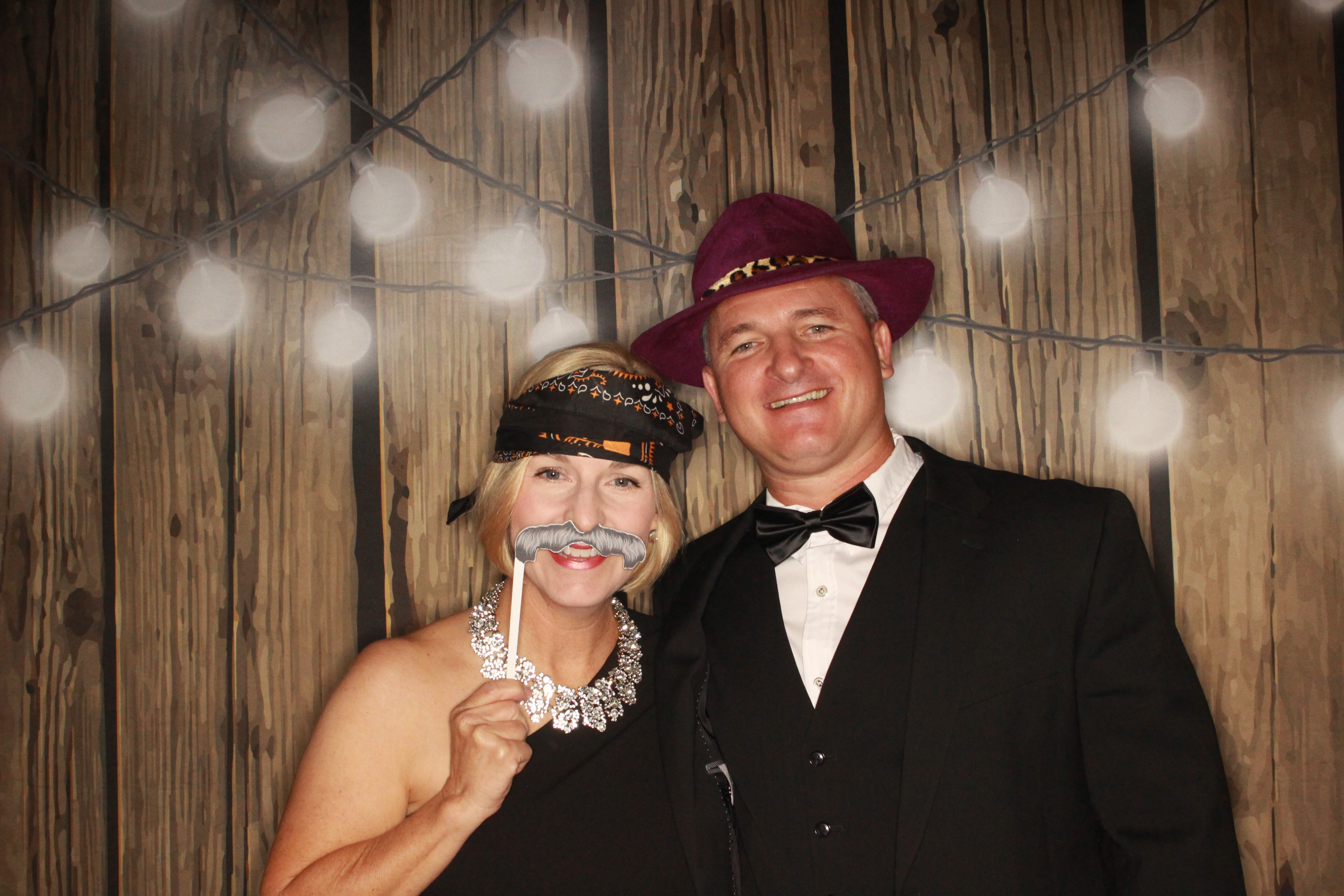 TJ and Kelli's Wedding | View more photos from the event at gallery.photoboothbillings.com/u/PhotoBoothBillings/TJ-and-Kellis-Wedding