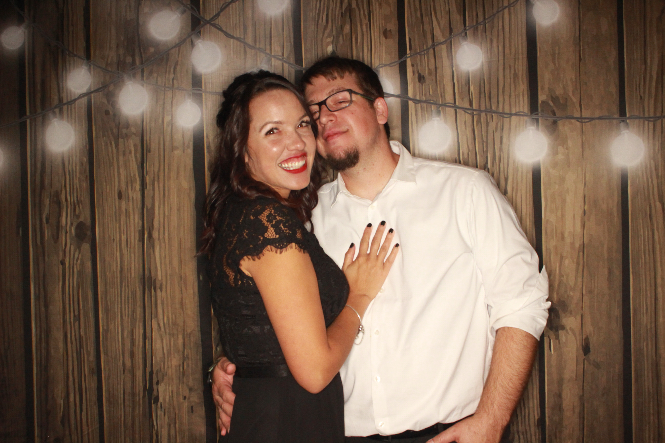 TJ and Kelli's Wedding | View more photos from the event at gallery.photoboothbillings.com/u/PhotoBoothBillings/TJ-and-Kellis-Wedding