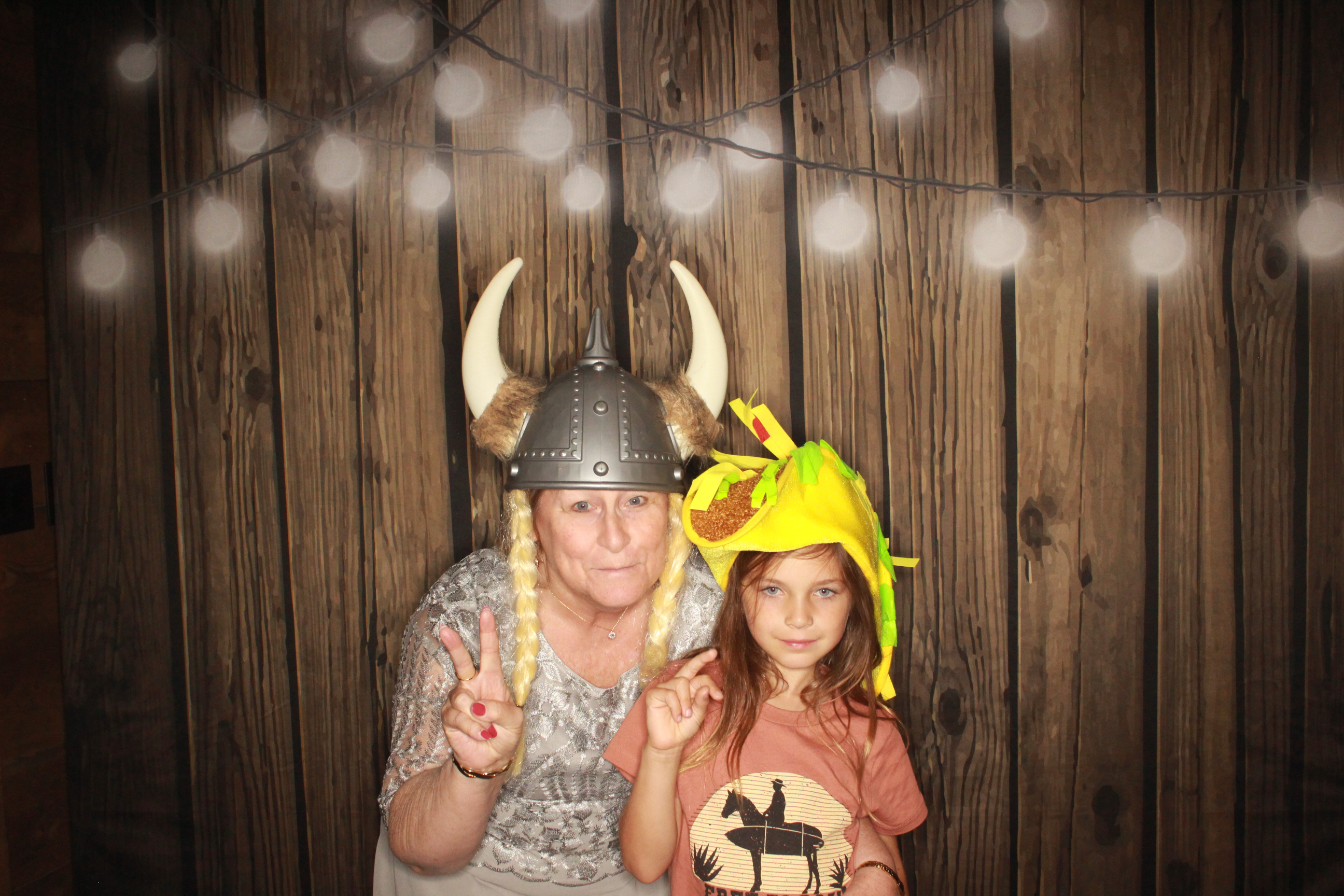 TJ and Kelli's Wedding | View more photos from the event at gallery.photoboothbillings.com/u/PhotoBoothBillings/TJ-and-Kellis-Wedding