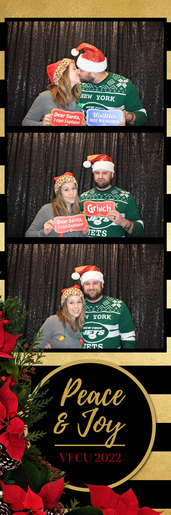 VFCU Holiday Party | View more photos from the event at gallery.photoboothbillings.com/u/PhotoBoothBillings/VFCU-Holiday-Party