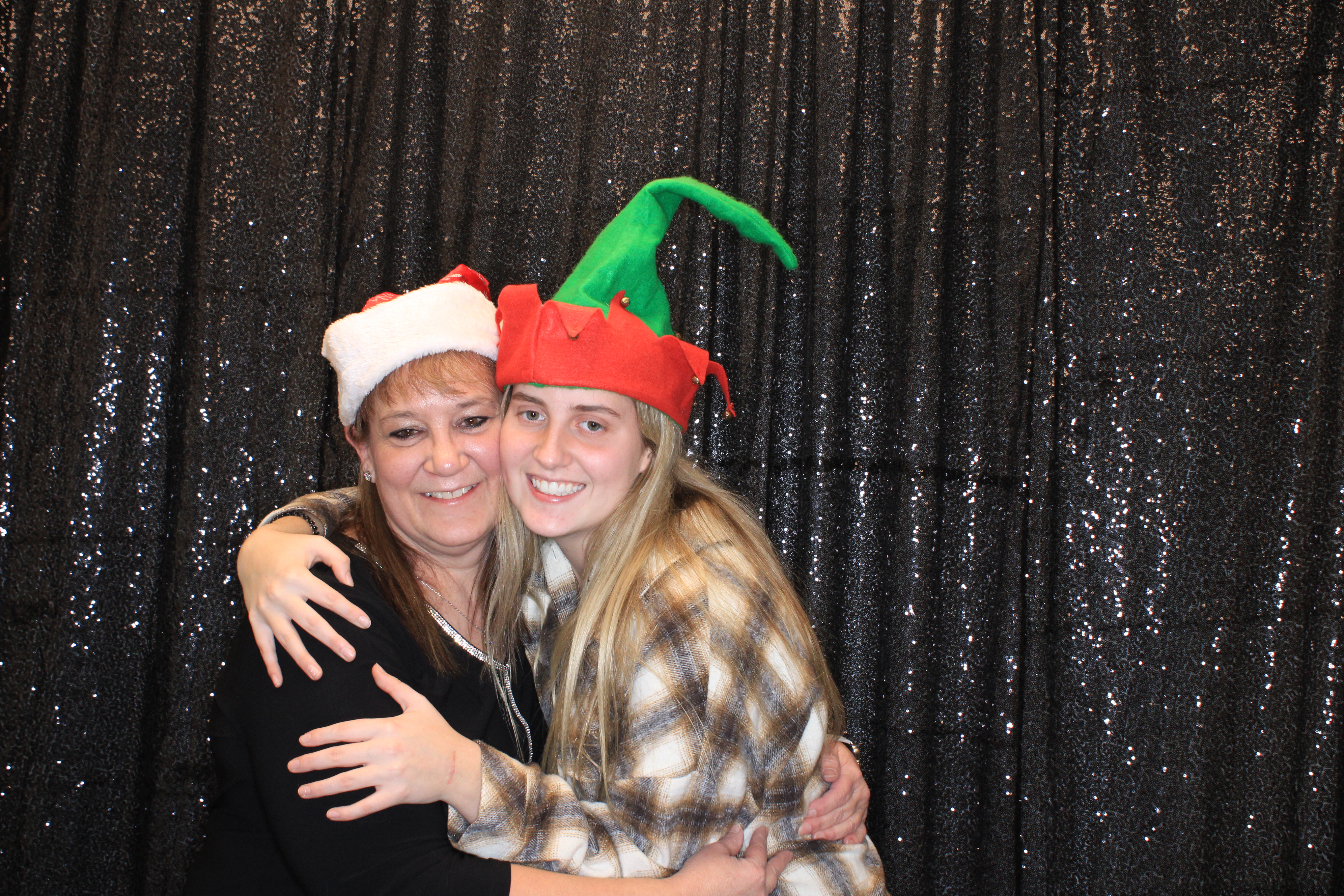 VFCU Holiday Party | View more photos from the event at gallery.photoboothbillings.com/u/PhotoBoothBillings/VFCU-Holiday-Party