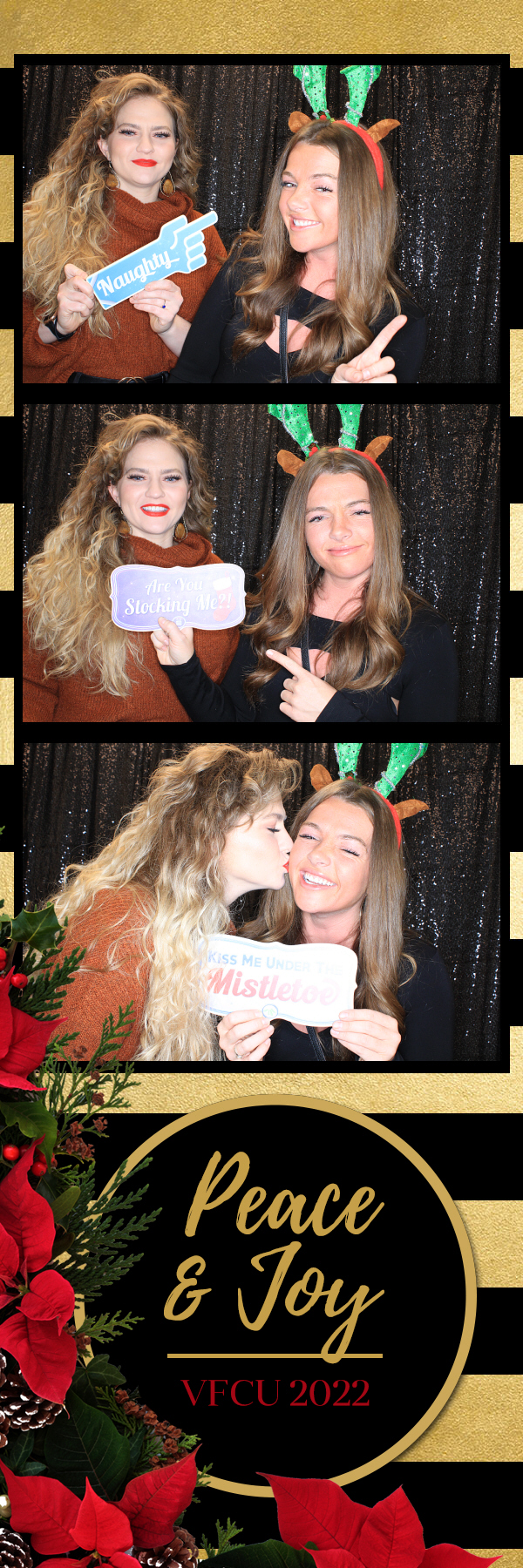 VFCU Holiday Party | View more photos from the event at gallery.photoboothbillings.com/u/PhotoBoothBillings/VFCU-Holiday-Party