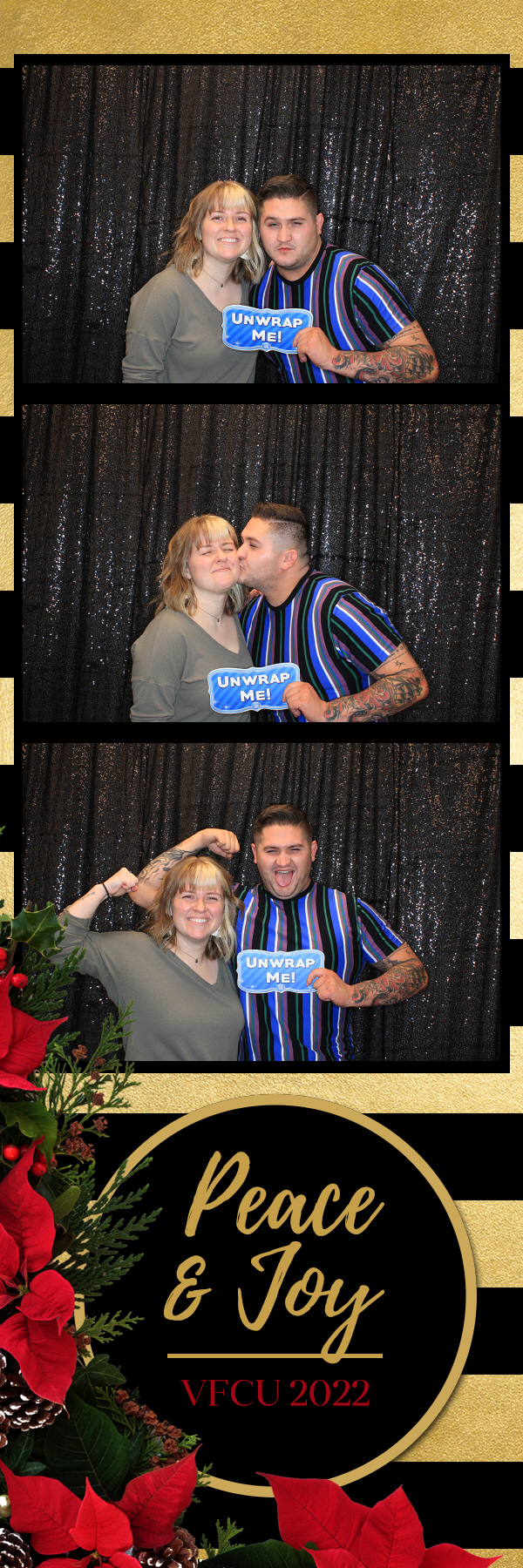 VFCU Holiday Party | View more photos from the event at gallery.photoboothbillings.com/u/PhotoBoothBillings/VFCU-Holiday-Party