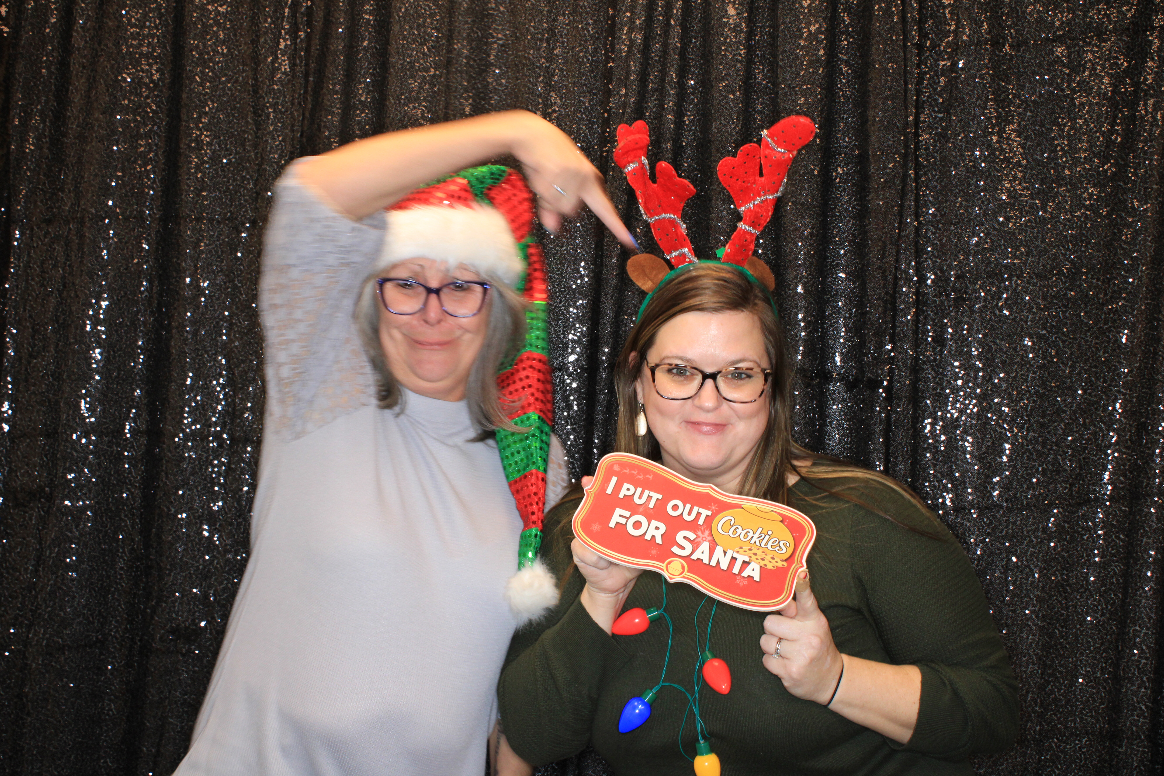 VFCU Holiday Party | View more photos from the event at gallery.photoboothbillings.com/u/PhotoBoothBillings/VFCU-Holiday-Party
