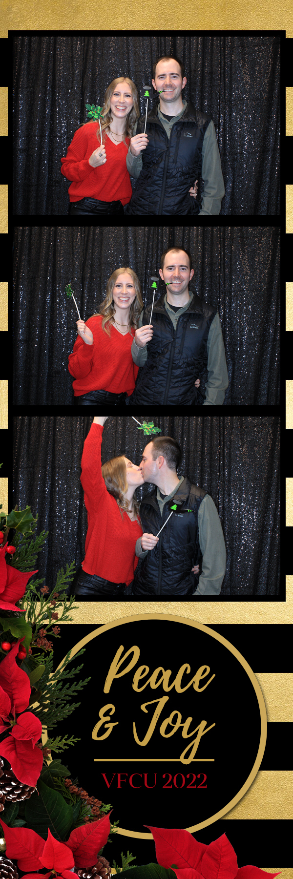 VFCU Holiday Party | View more photos from the event at gallery.photoboothbillings.com/u/PhotoBoothBillings/VFCU-Holiday-Party