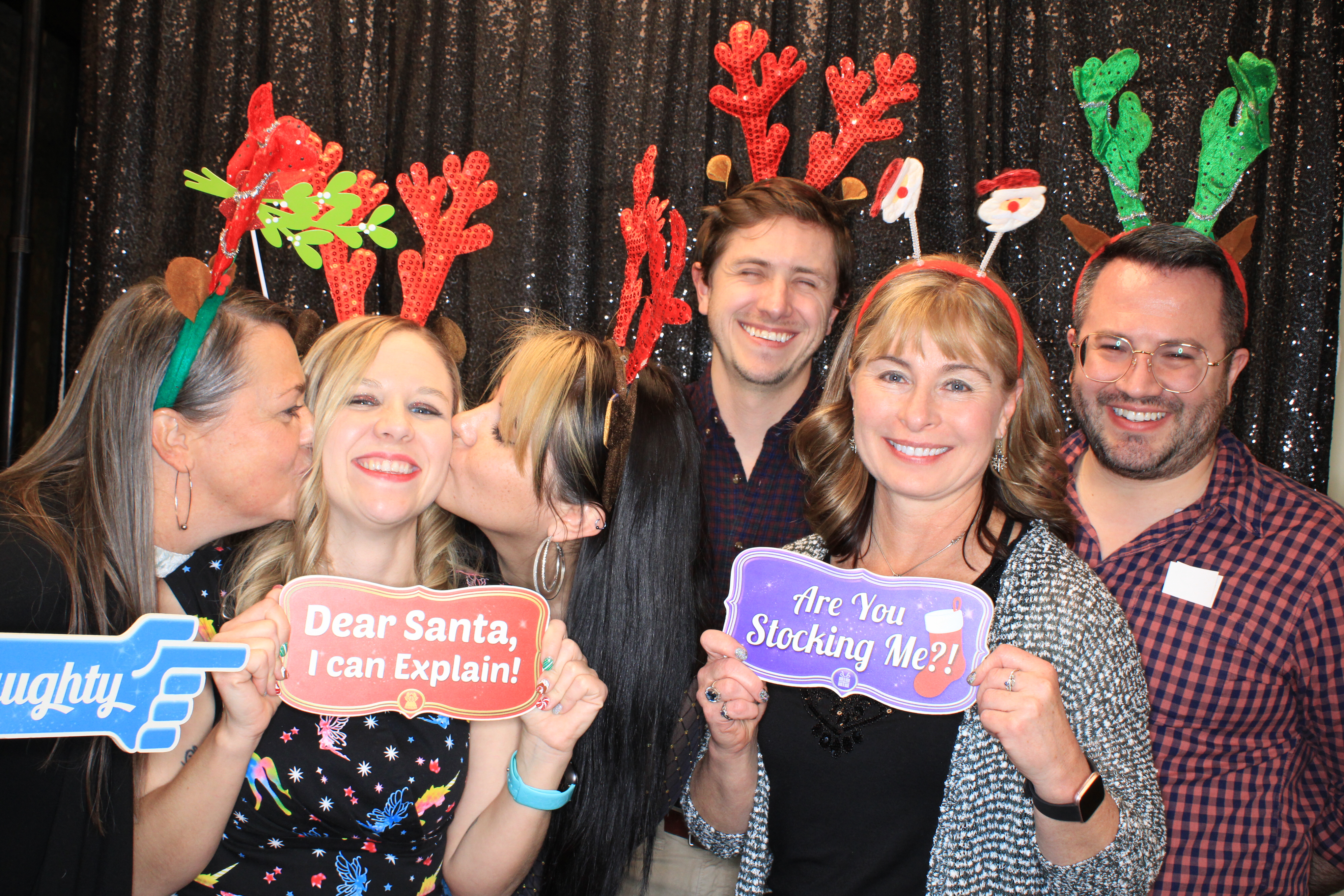 VFCU Holiday Party | View more photos from the event at gallery.photoboothbillings.com/u/PhotoBoothBillings/VFCU-Holiday-Party