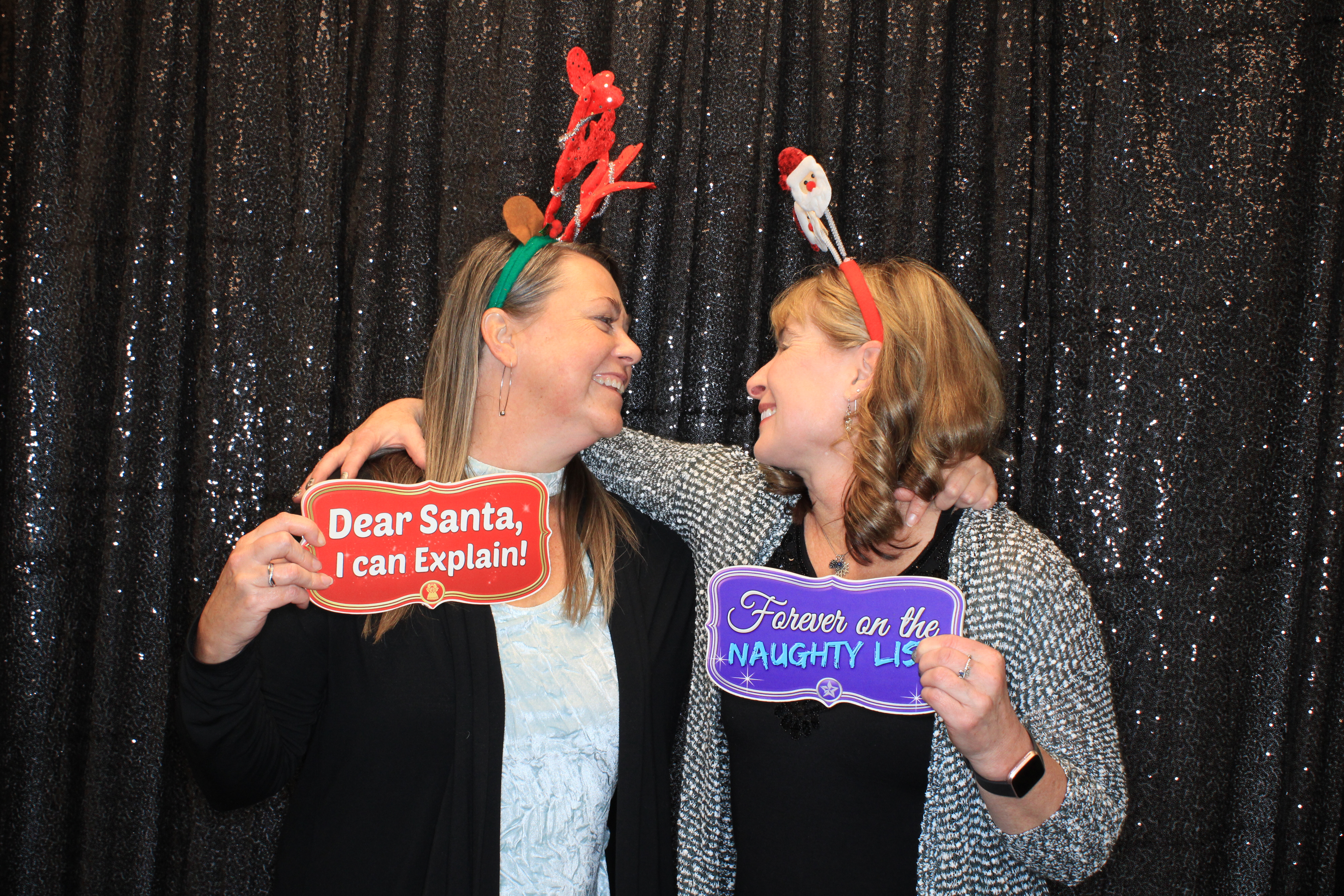 VFCU Holiday Party | View more photos from the event at gallery.photoboothbillings.com/u/PhotoBoothBillings/VFCU-Holiday-Party