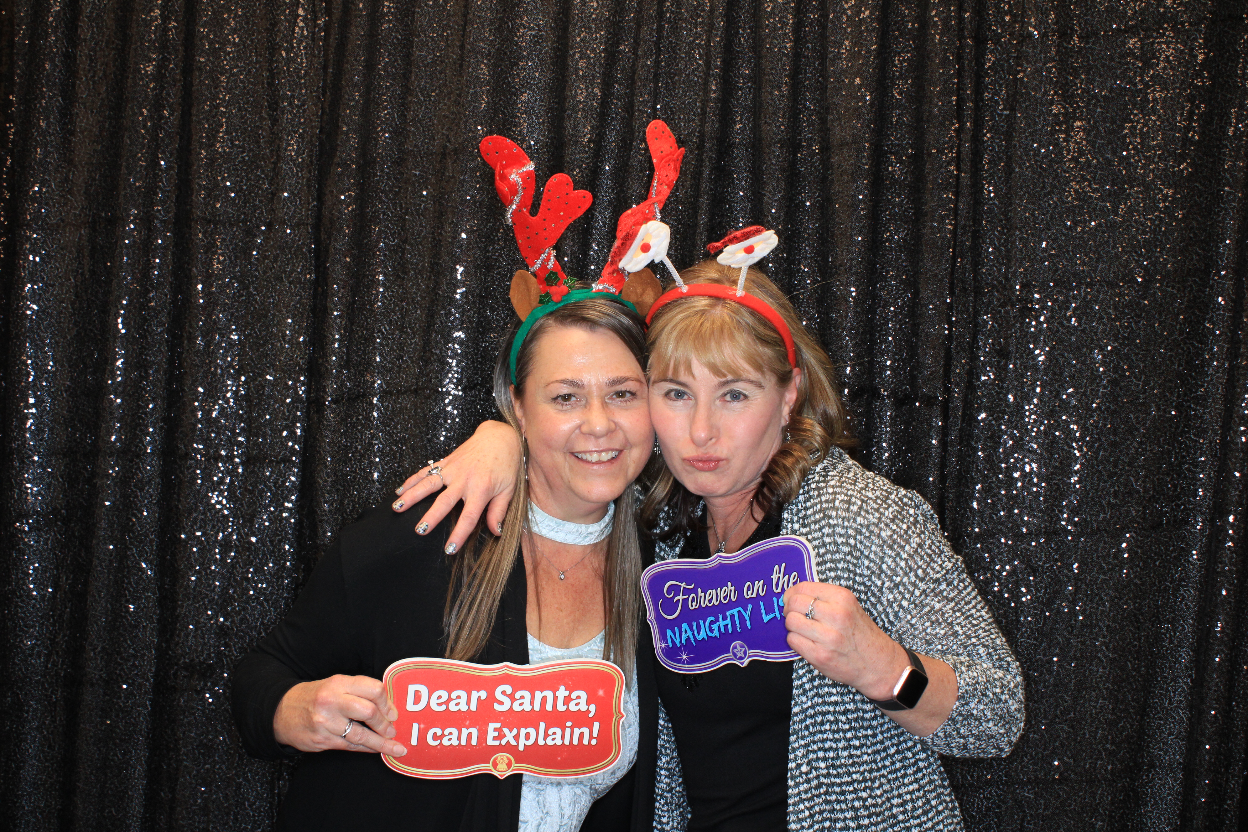 VFCU Holiday Party | View more photos from the event at gallery.photoboothbillings.com/u/PhotoBoothBillings/VFCU-Holiday-Party