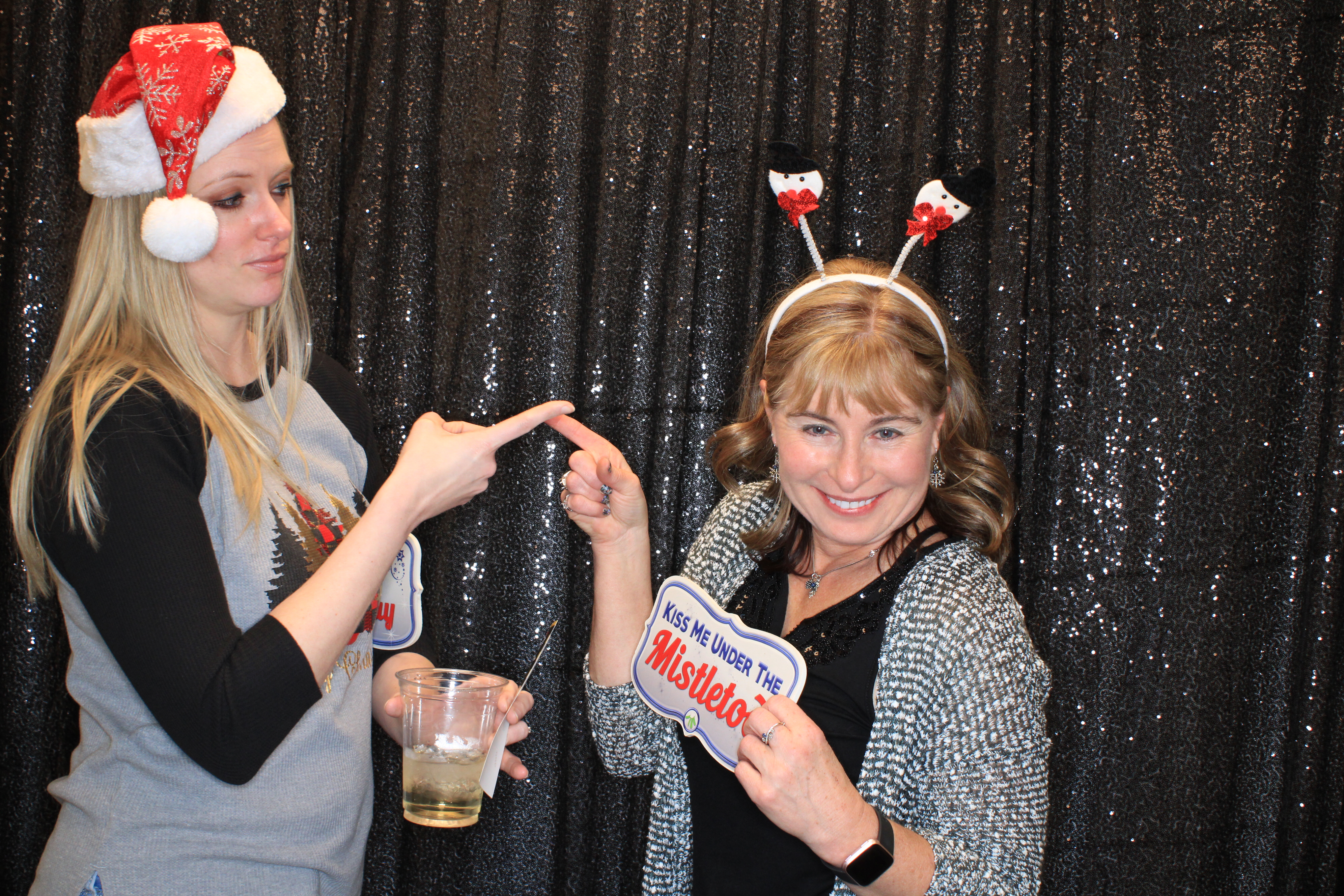 VFCU Holiday Party | View more photos from the event at gallery.photoboothbillings.com/u/PhotoBoothBillings/VFCU-Holiday-Party