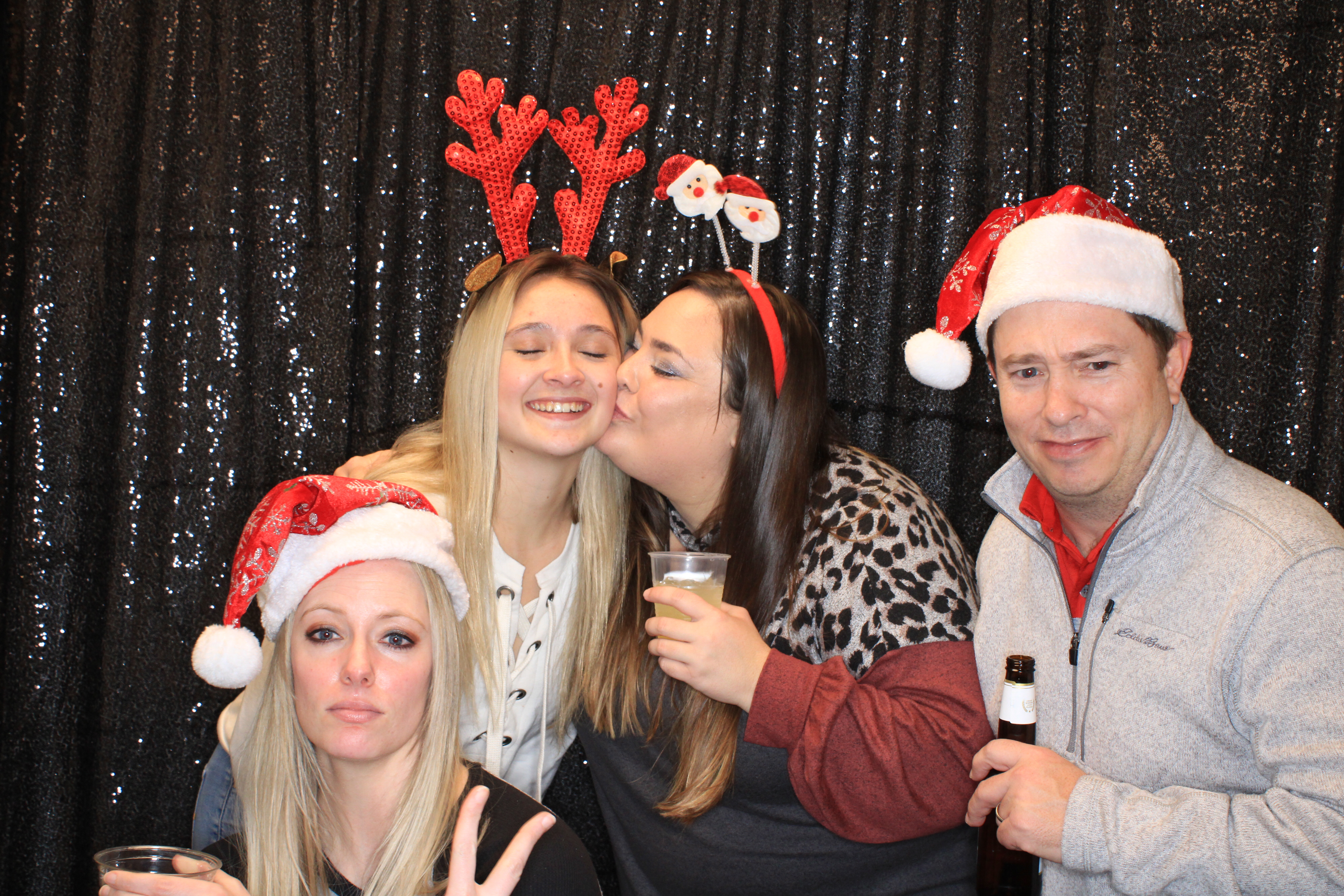 VFCU Holiday Party | View more photos from the event at gallery.photoboothbillings.com/u/PhotoBoothBillings/VFCU-Holiday-Party