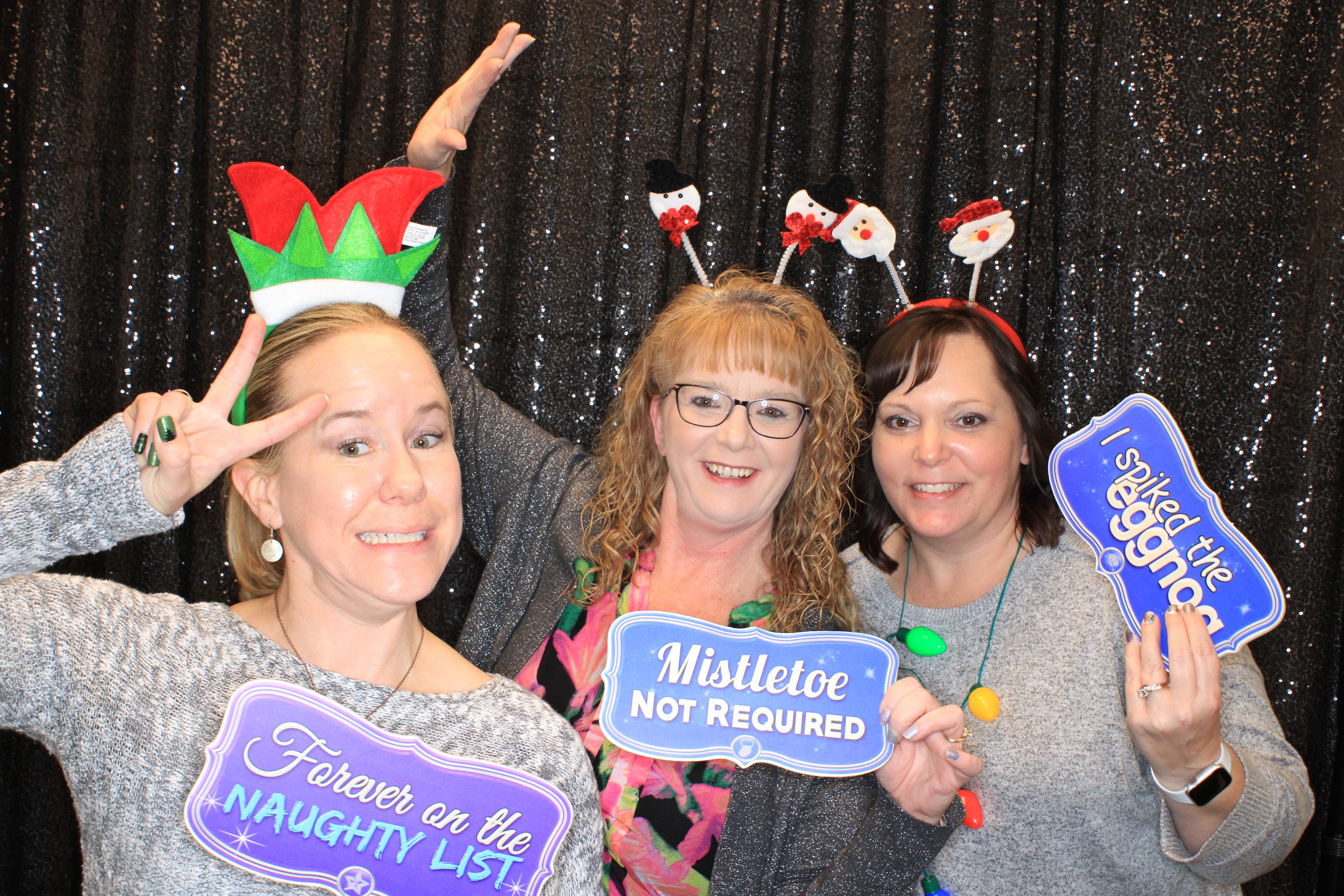 VFCU Holiday Party | View more photos from the event at gallery.photoboothbillings.com/u/PhotoBoothBillings/VFCU-Holiday-Party