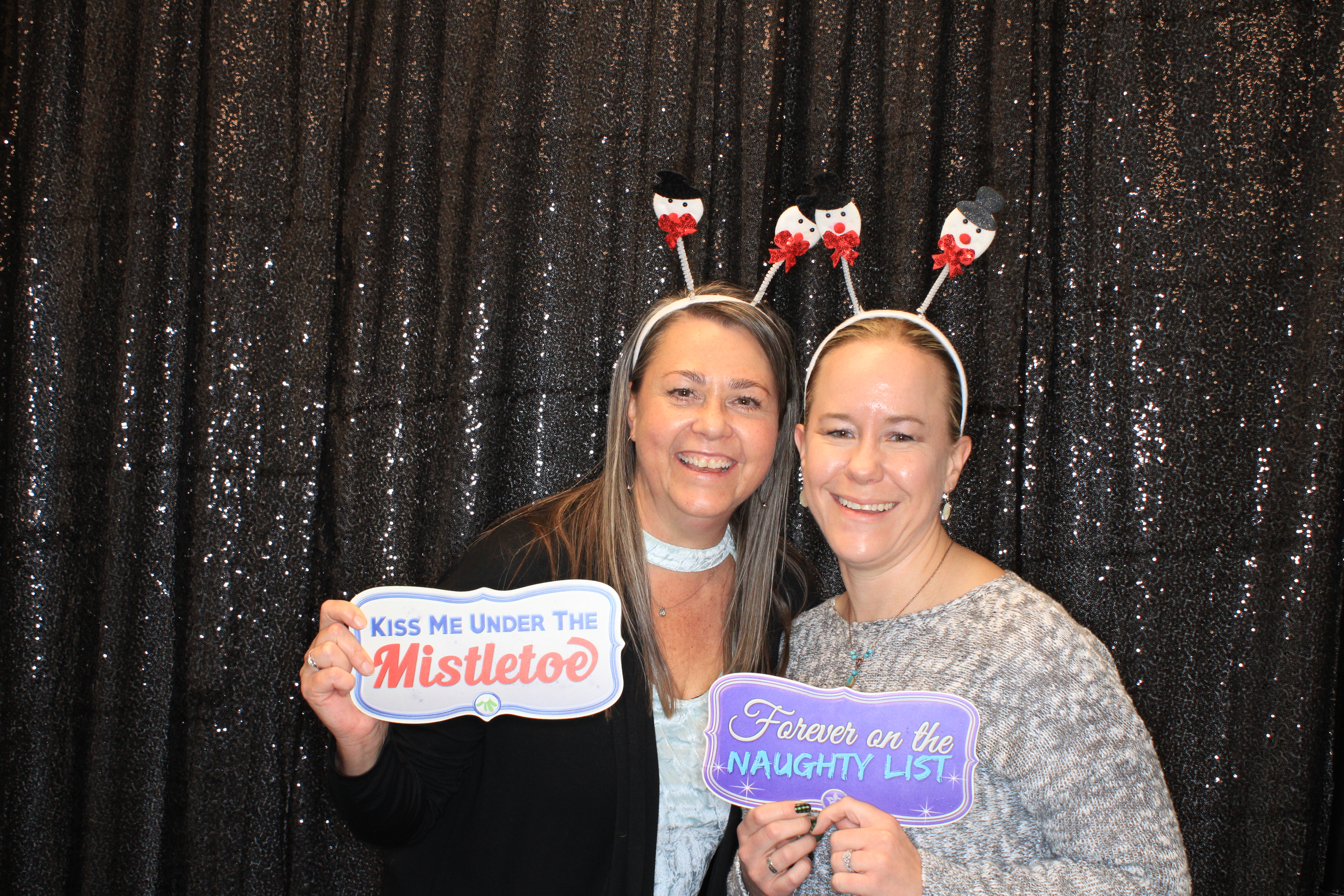 VFCU Holiday Party | View more photos from the event at gallery.photoboothbillings.com/u/PhotoBoothBillings/VFCU-Holiday-Party