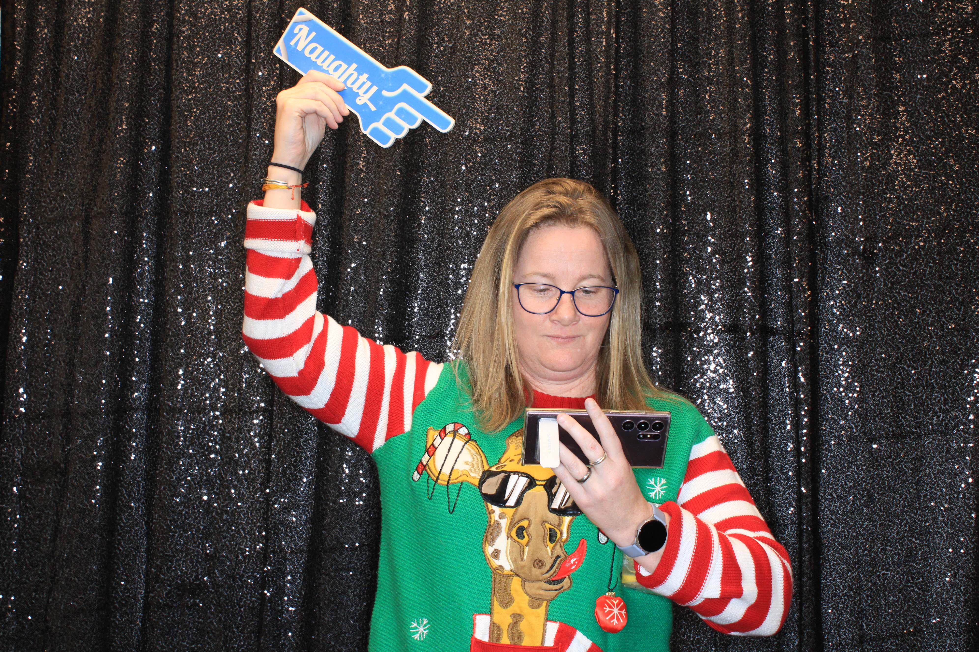 VFCU Holiday Party | View more photos from the event at gallery.photoboothbillings.com/u/PhotoBoothBillings/VFCU-Holiday-Party