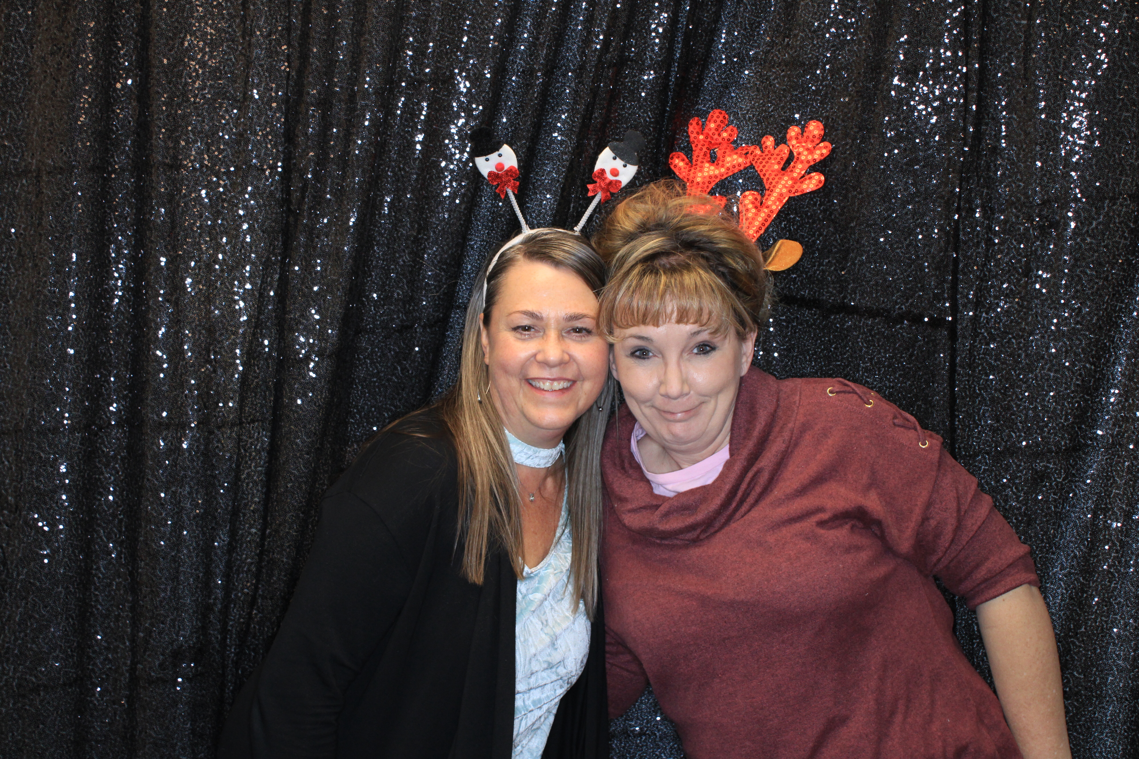 VFCU Holiday Party | View more photos from the event at gallery.photoboothbillings.com/u/PhotoBoothBillings/VFCU-Holiday-Party