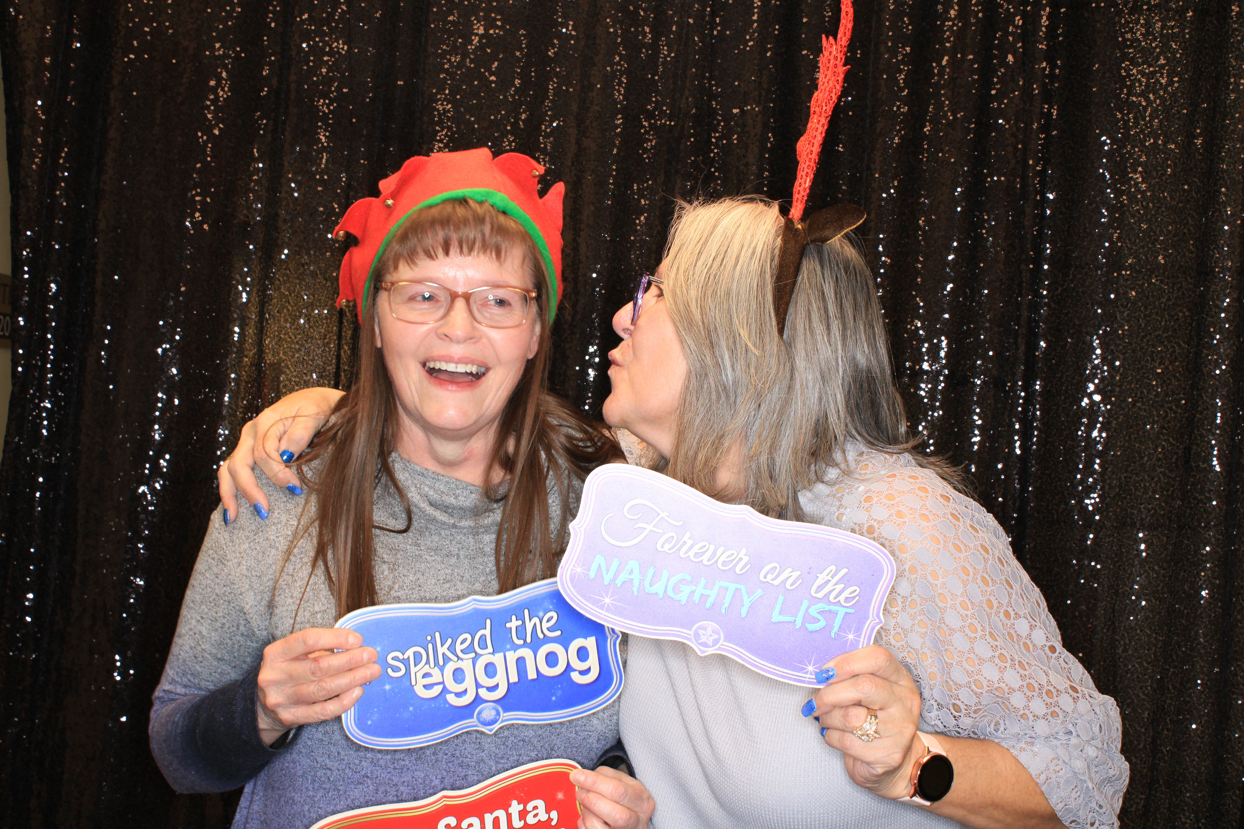 VFCU Holiday Party | View more photos from the event at gallery.photoboothbillings.com/u/PhotoBoothBillings/VFCU-Holiday-Party