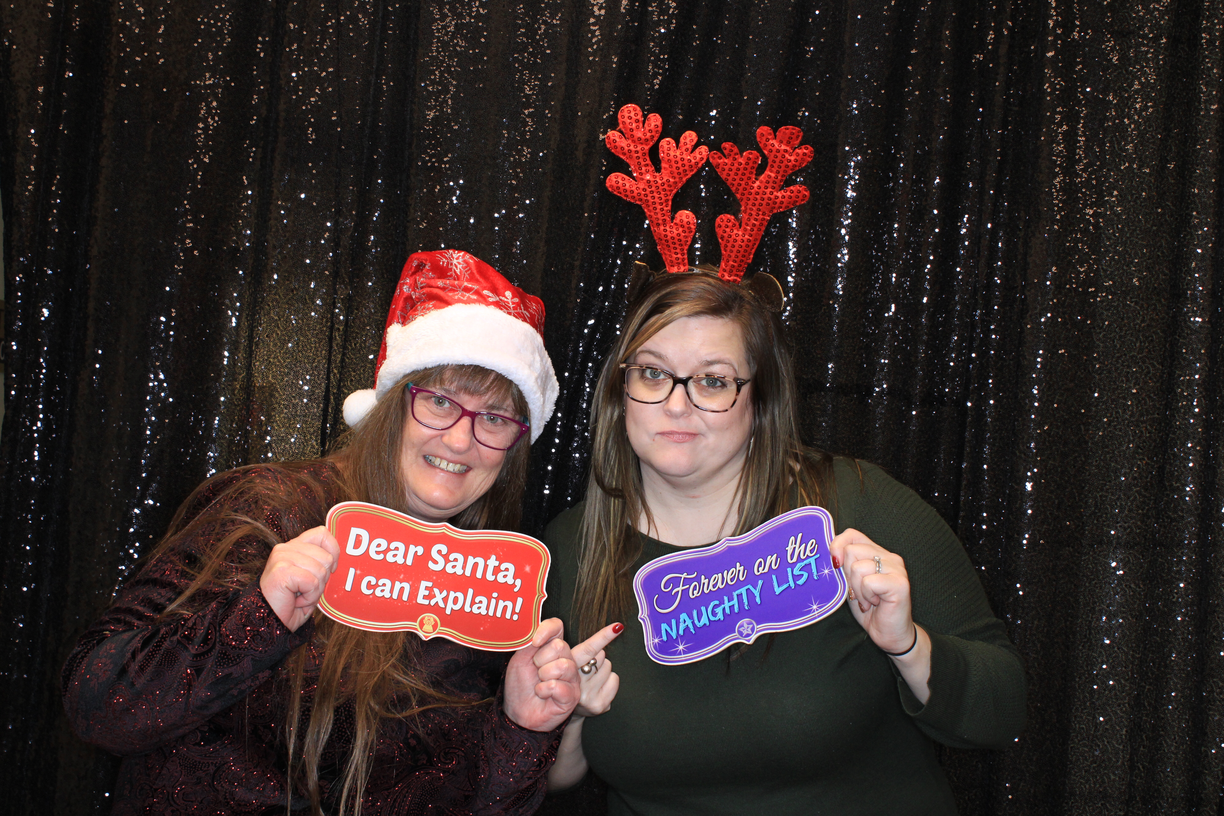 VFCU Holiday Party | View more photos from the event at gallery.photoboothbillings.com/u/PhotoBoothBillings/VFCU-Holiday-Party