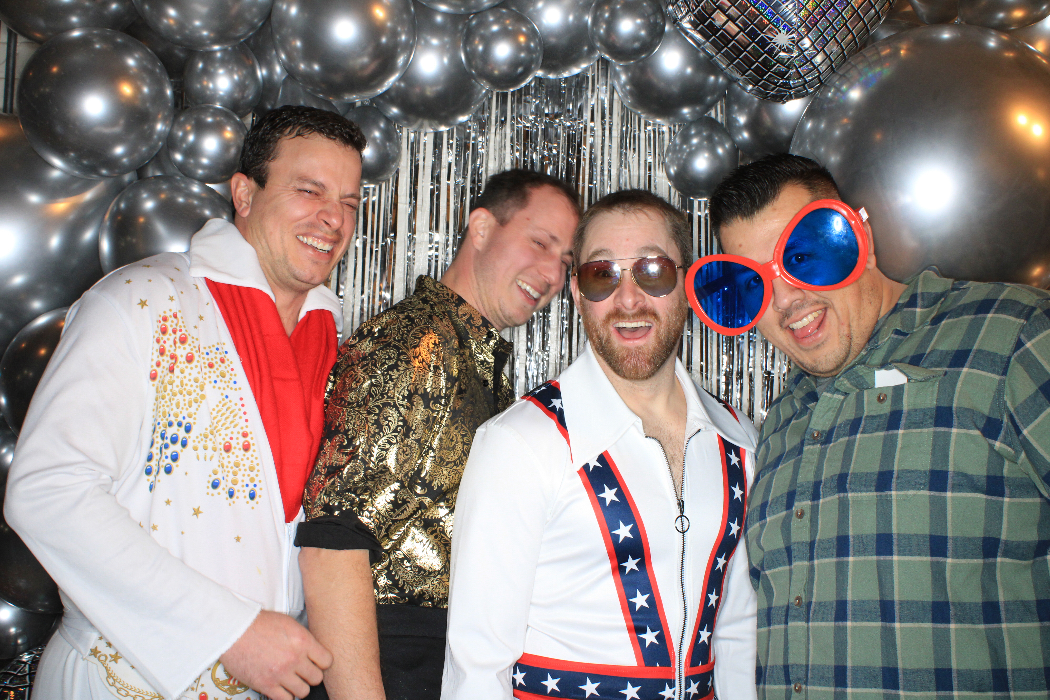 30th Birthday Party | View more photos from the event at gallery.photoboothbillings.com/u/PhotoBoothBillings/30th-Birthday-Party