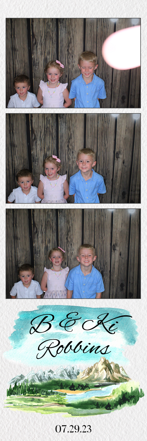 B & Ki's Wedding | View more photos from the event at gallery.photoboothbillings.com/u/PhotoBoothBillings/B-Kis-Wedding