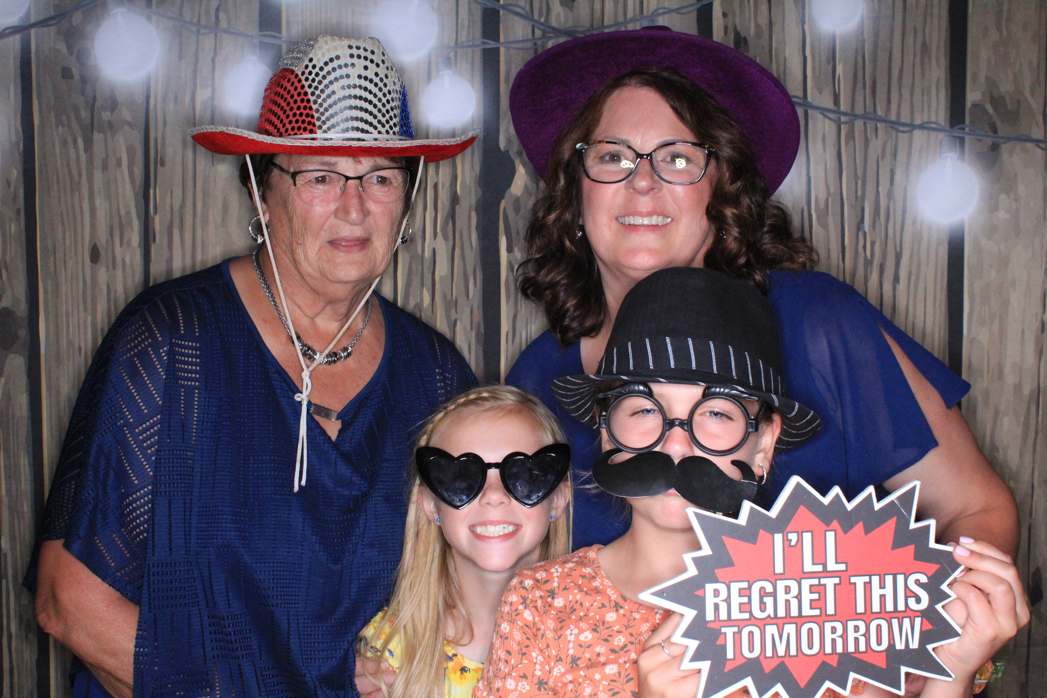 B & Ki's Wedding | View more photos from the event at gallery.photoboothbillings.com/u/PhotoBoothBillings/B-Kis-Wedding