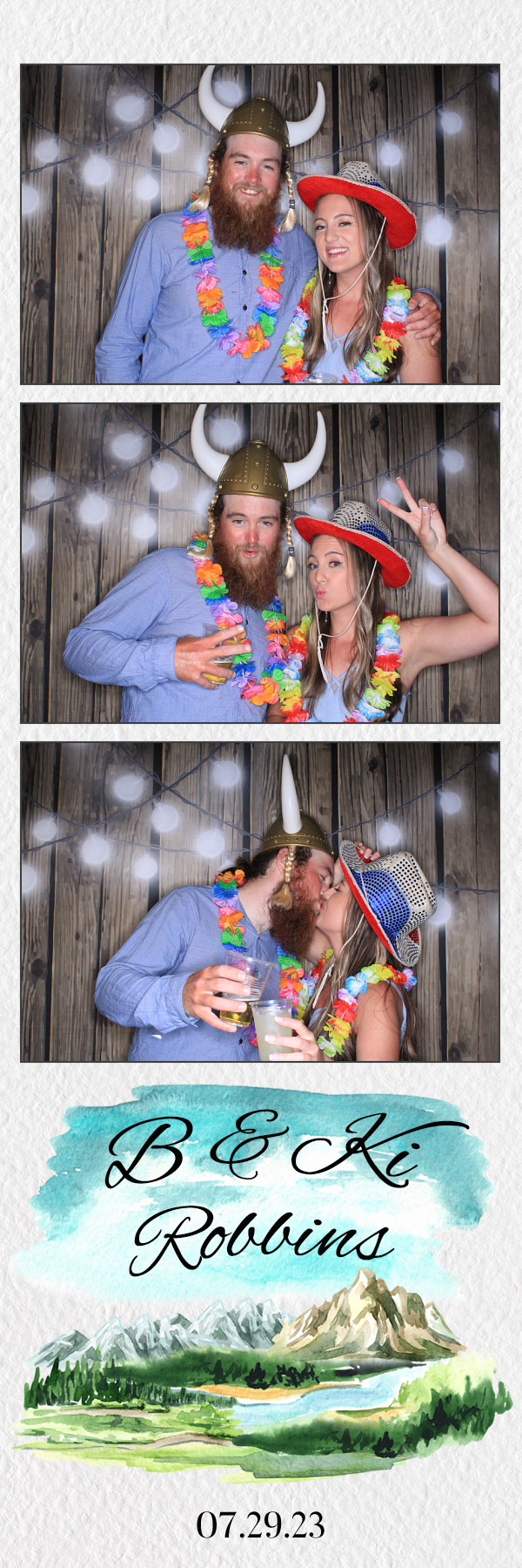 B & Ki's Wedding | View more photos from the event at gallery.photoboothbillings.com/u/PhotoBoothBillings/B-Kis-Wedding