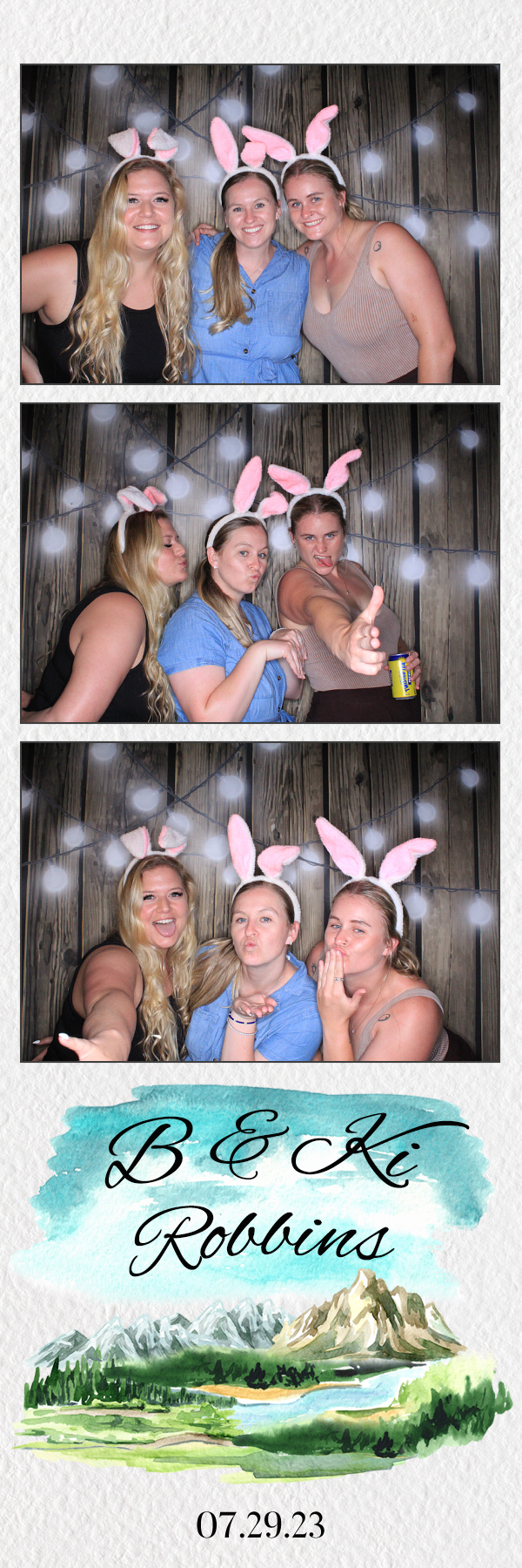 B & Ki's Wedding | View more photos from the event at gallery.photoboothbillings.com/u/PhotoBoothBillings/B-Kis-Wedding