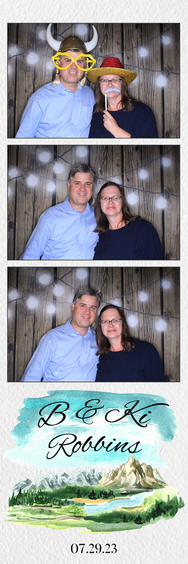 B & Ki's Wedding | View more photos from the event at gallery.photoboothbillings.com/u/PhotoBoothBillings/B-Kis-Wedding