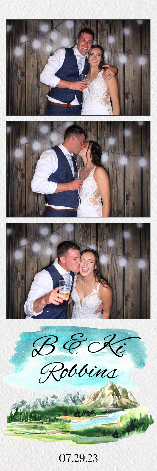 B & Ki's Wedding | View more photos from the event at gallery.photoboothbillings.com/u/PhotoBoothBillings/B-Kis-Wedding