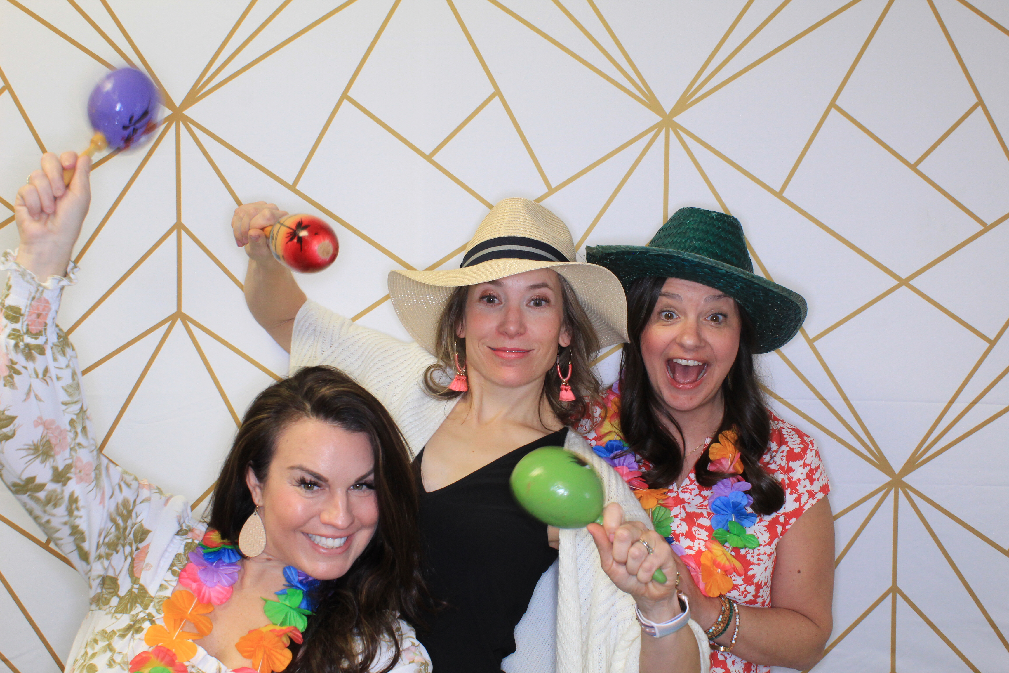 Beach Blizzard | View more photos from the event at gallery.photoboothbillings.com/u/PhotoBoothBillings/Beach-Blizzard