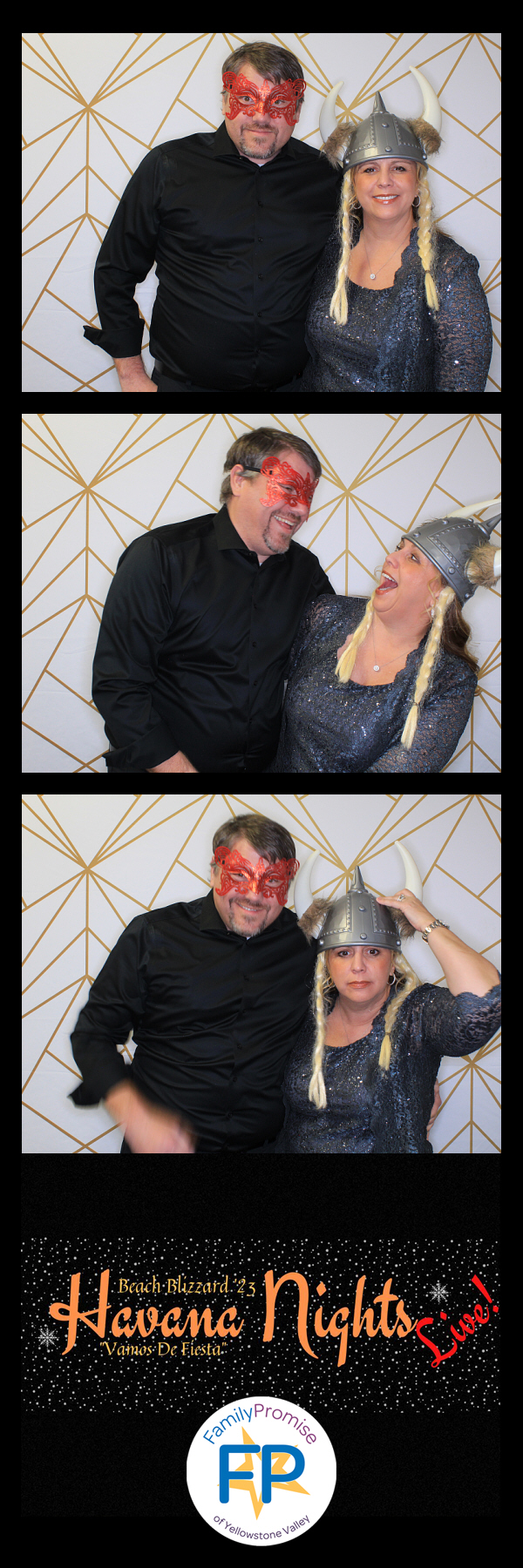 Beach Blizzard | View more photos from the event at gallery.photoboothbillings.com/u/PhotoBoothBillings/Beach-Blizzard