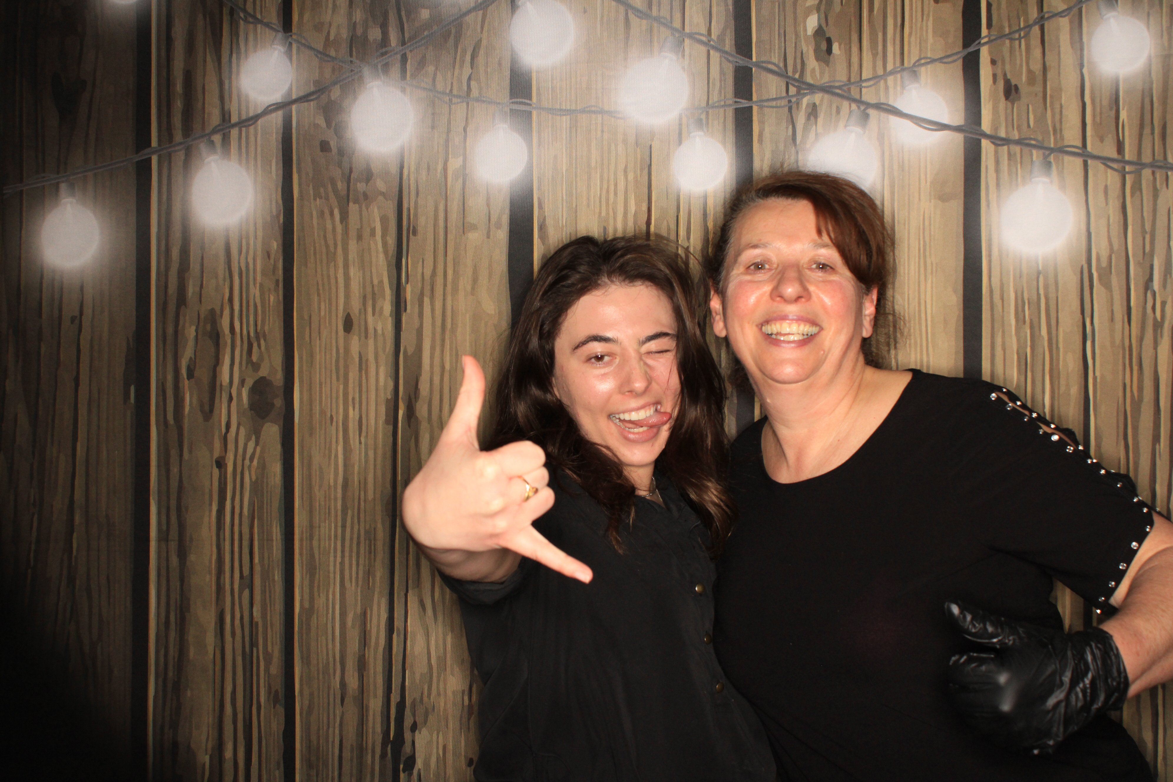 Billings Refinery Holiday Party | View more photos from the event at gallery.photoboothbillings.com/u/PhotoBoothBillings/Billings-Refinery-Holiday-Party
