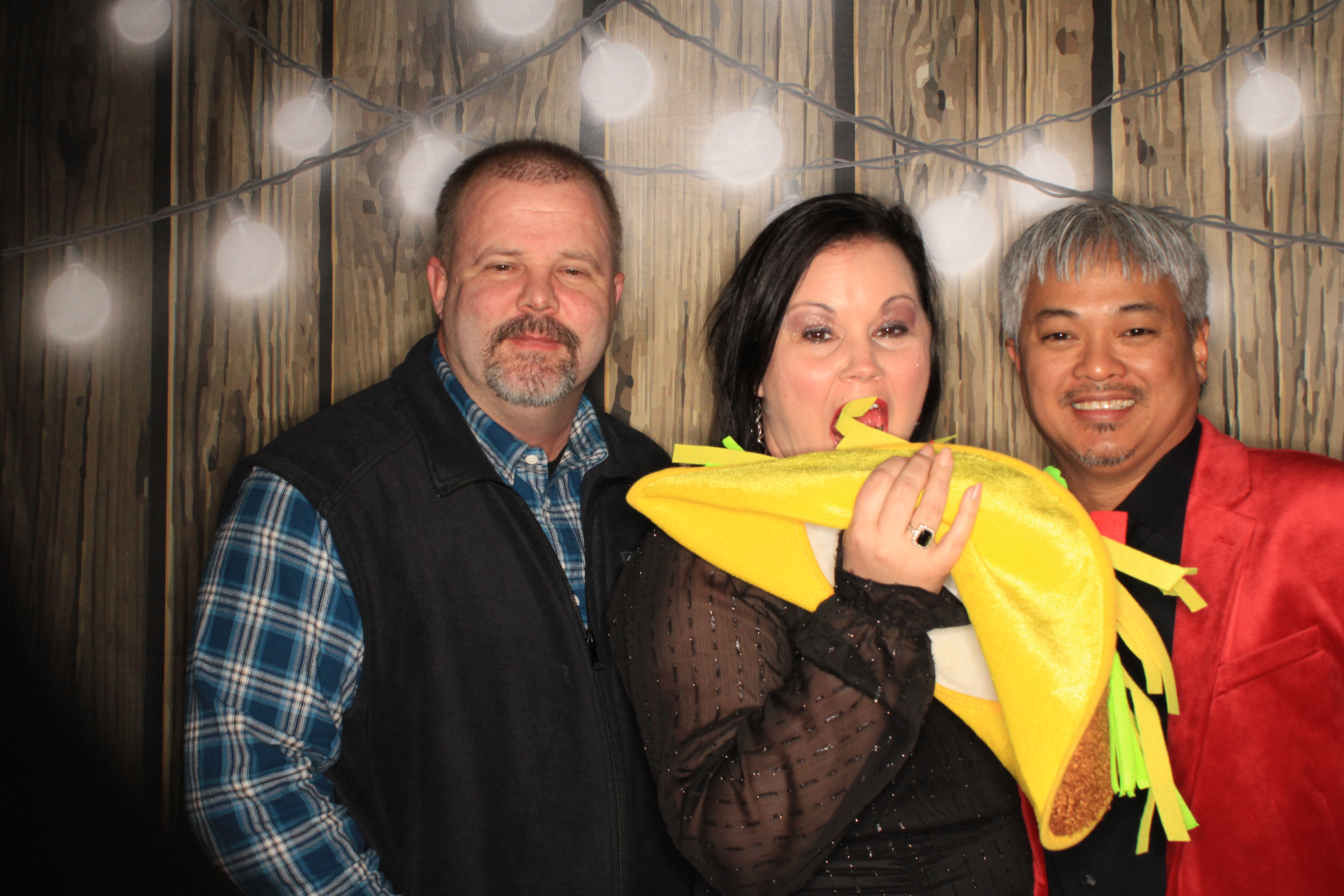 Billings Refinery Holiday Party | View more photos from the event at gallery.photoboothbillings.com/u/PhotoBoothBillings/Billings-Refinery-Holiday-Party