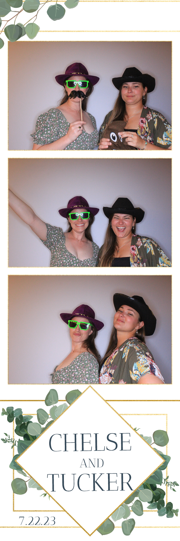 Chelse and Tucker's Wedding | View more photos from the event at gallery.photoboothbillings.com/u/PhotoBoothBillings/Chelse-and-Tuckers-Wedding