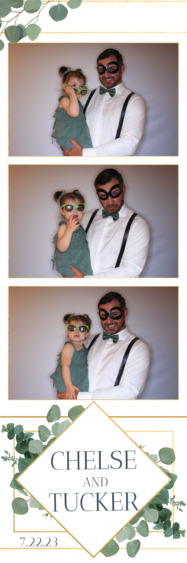Chelse and Tucker's Wedding | View more photos from the event at gallery.photoboothbillings.com/u/PhotoBoothBillings/Chelse-and-Tuckers-Wedding