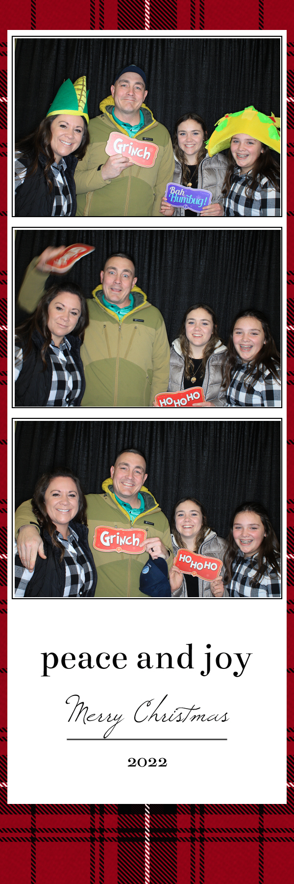 Christmas Eve Services | View more photos from the event at gallery.photoboothbillings.com/u/PhotoBoothBillings/Christmas-Eve-Services