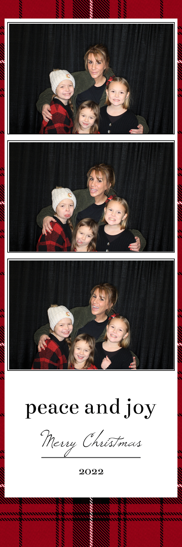 Christmas Eve Services | View more photos from the event at gallery.photoboothbillings.com/u/PhotoBoothBillings/Christmas-Eve-Services