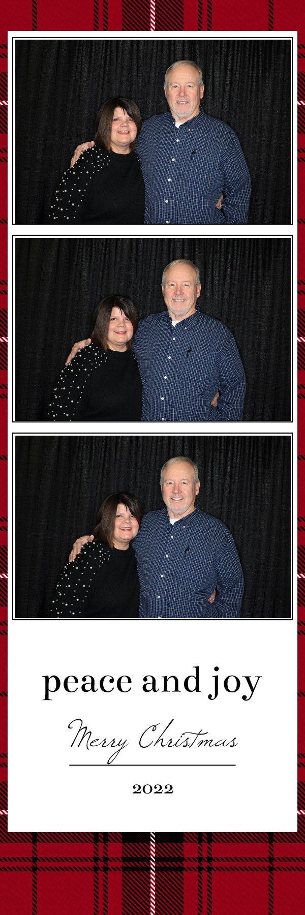 Christmas Eve Services | View more photos from the event at gallery.photoboothbillings.com/u/PhotoBoothBillings/Christmas-Eve-Services