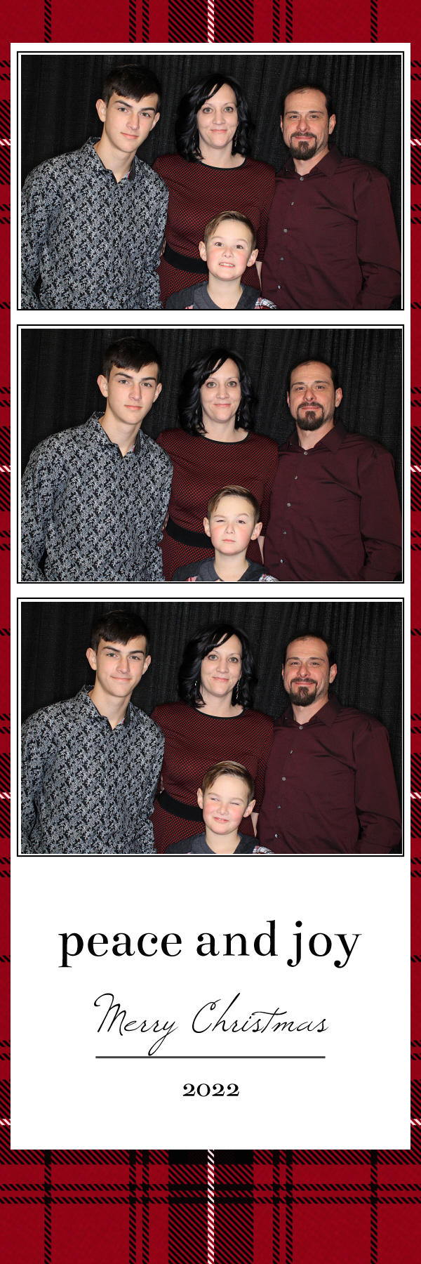 Christmas Eve Services | View more photos from the event at gallery.photoboothbillings.com/u/PhotoBoothBillings/Christmas-Eve-Services