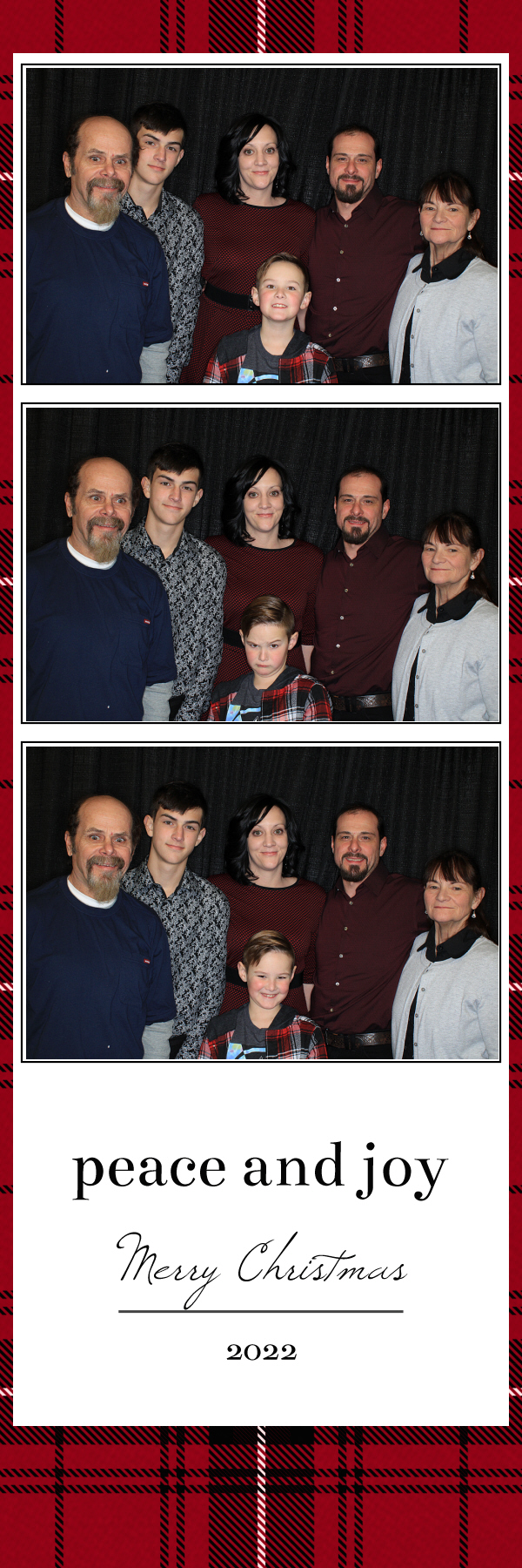 Christmas Eve Services | View more photos from the event at gallery.photoboothbillings.com/u/PhotoBoothBillings/Christmas-Eve-Services
