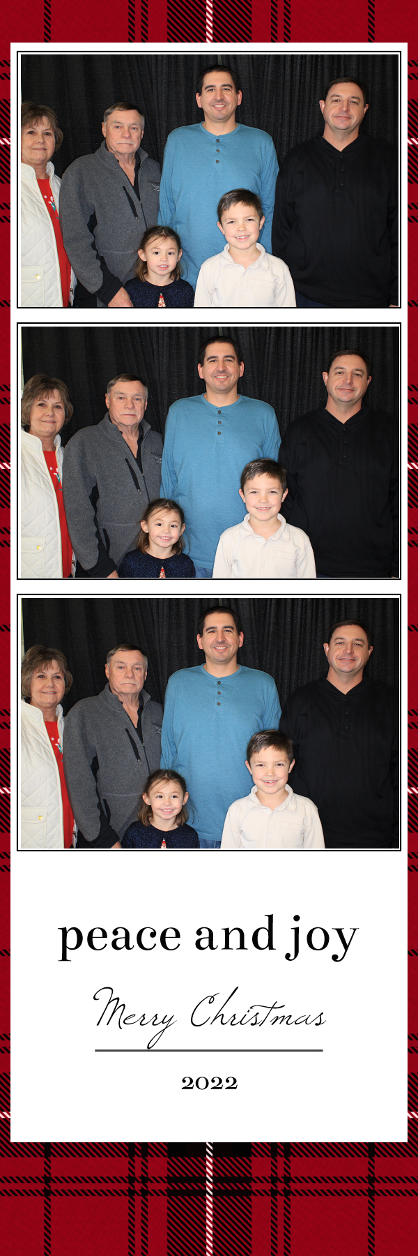 Christmas Eve Services | View more photos from the event at gallery.photoboothbillings.com/u/PhotoBoothBillings/Christmas-Eve-Services