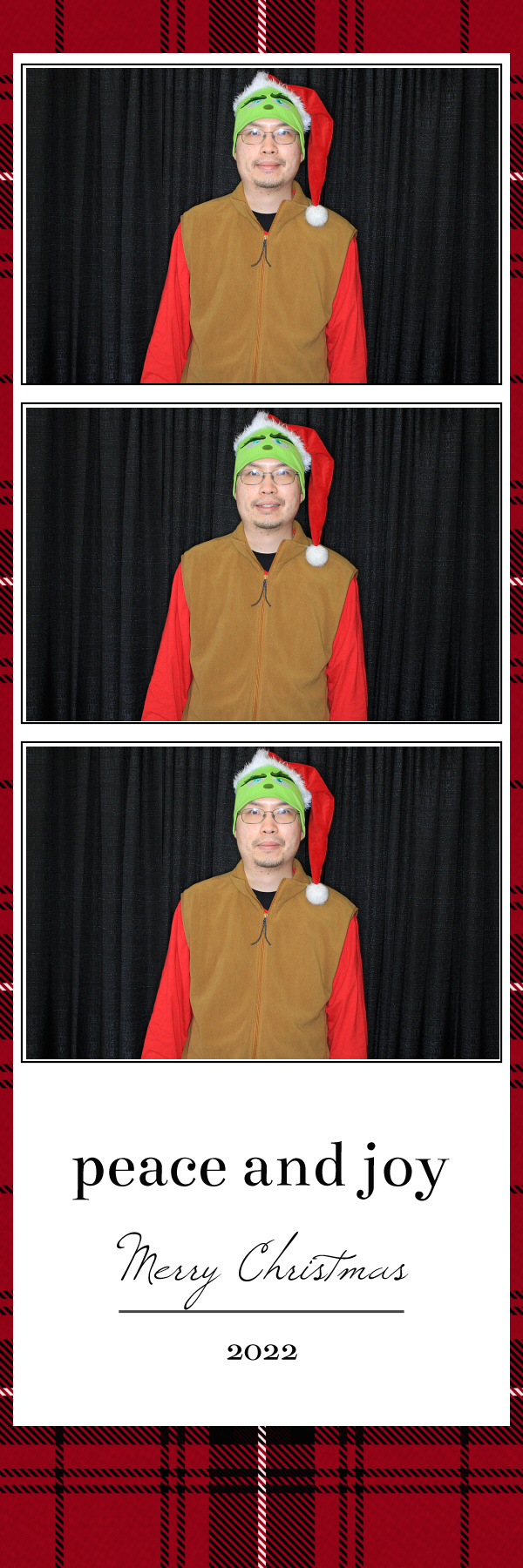 Christmas Eve Services | View more photos from the event at gallery.photoboothbillings.com/u/PhotoBoothBillings/Christmas-Eve-Services