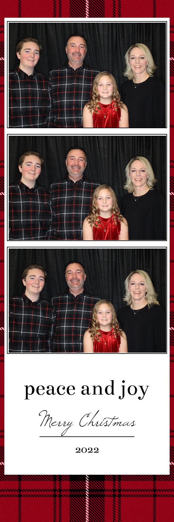 Christmas Eve Services | View more photos from the event at gallery.photoboothbillings.com/u/PhotoBoothBillings/Christmas-Eve-Services