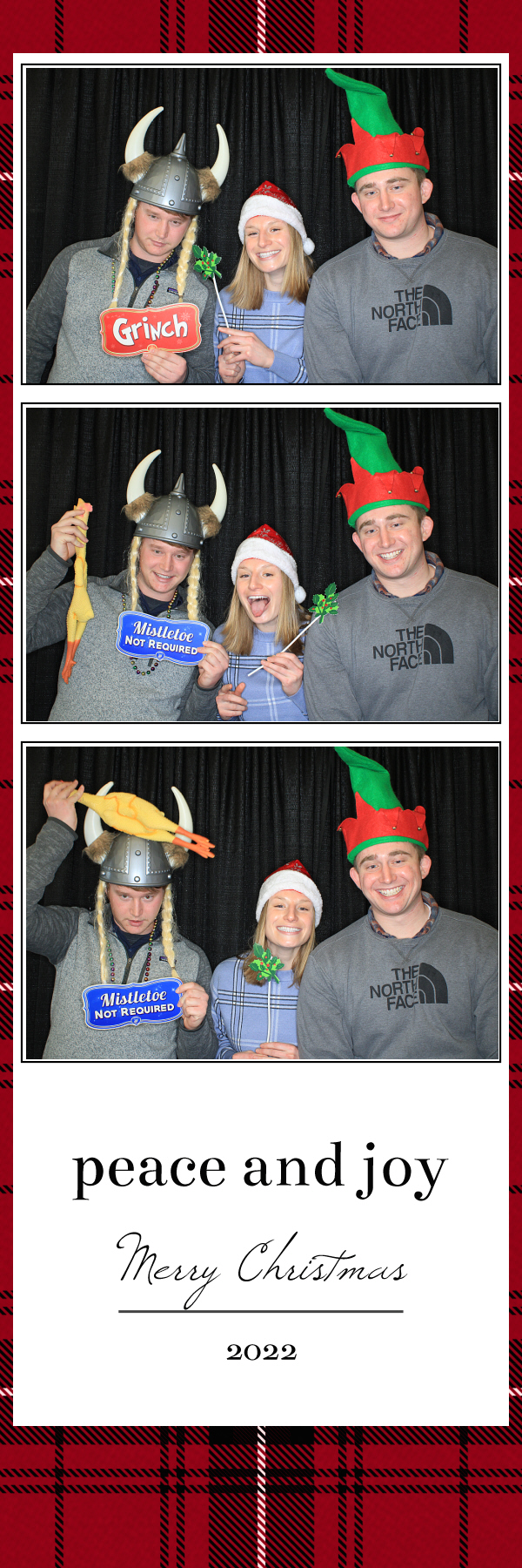Christmas Eve Services | View more photos from the event at gallery.photoboothbillings.com/u/PhotoBoothBillings/Christmas-Eve-Services