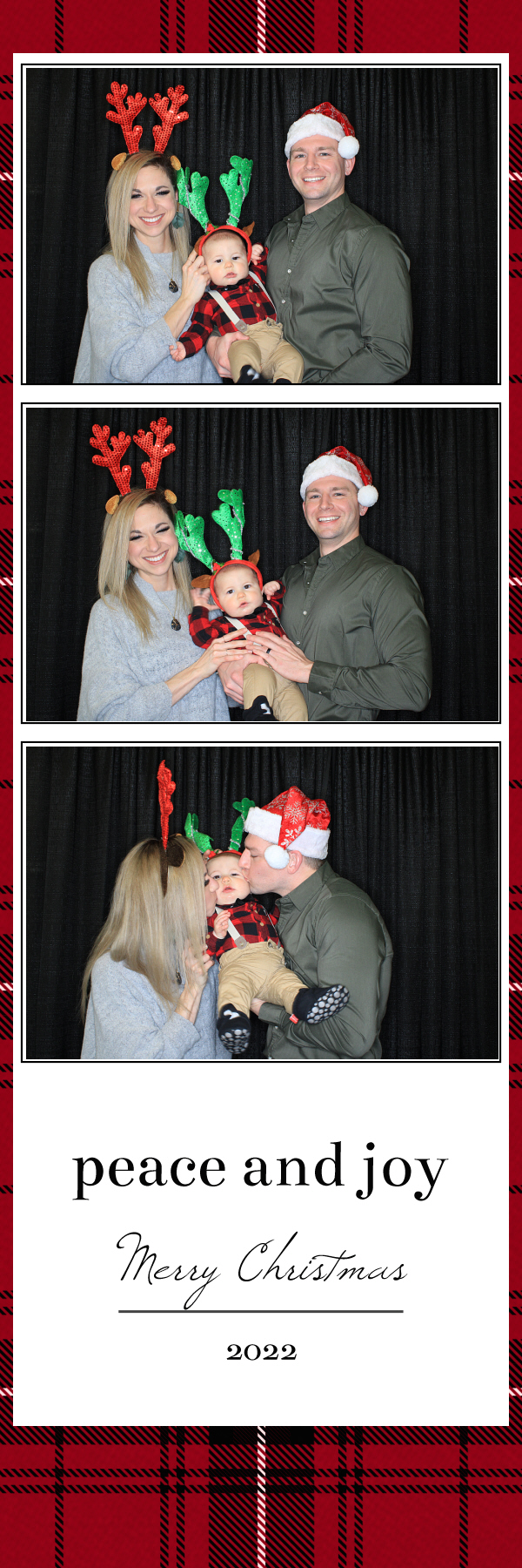 Christmas Eve Services | View more photos from the event at gallery.photoboothbillings.com/u/PhotoBoothBillings/Christmas-Eve-Services