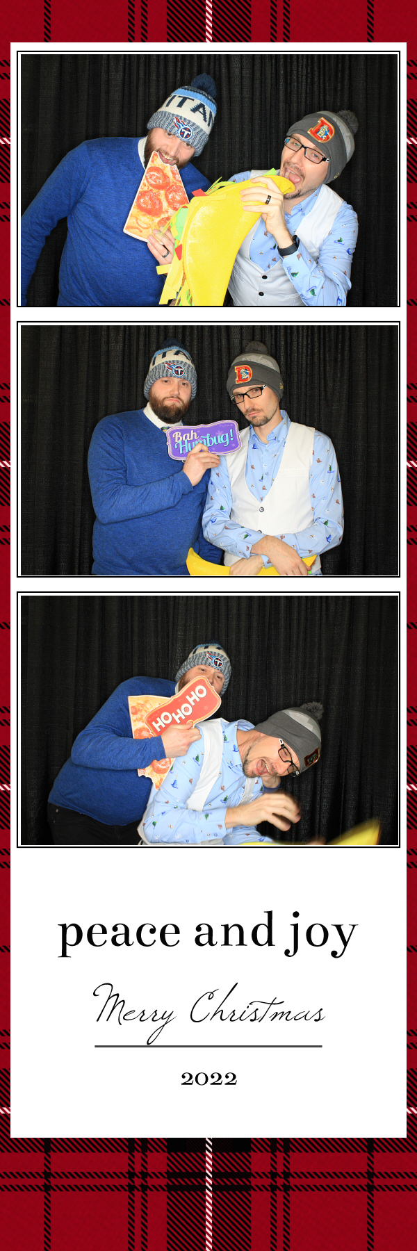 Christmas Eve Services | View more photos from the event at gallery.photoboothbillings.com/u/PhotoBoothBillings/Christmas-Eve-Services