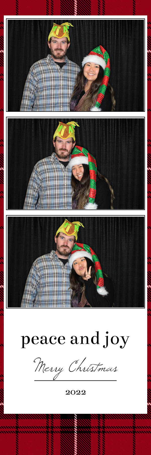 Christmas Eve Services | View more photos from the event at gallery.photoboothbillings.com/u/PhotoBoothBillings/Christmas-Eve-Services