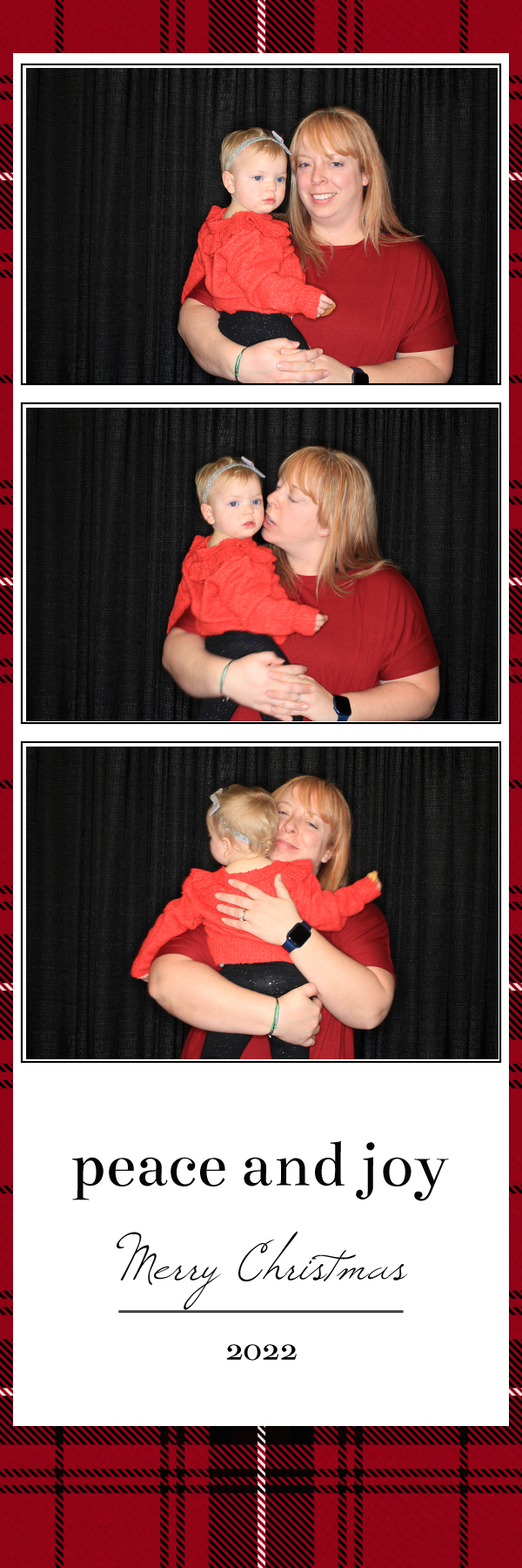 Christmas Eve Services | View more photos from the event at gallery.photoboothbillings.com/u/PhotoBoothBillings/Christmas-Eve-Services